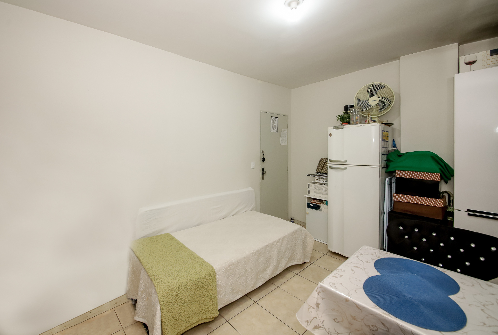 Centro: 1 quarto, varanda. 49m²., foto 2