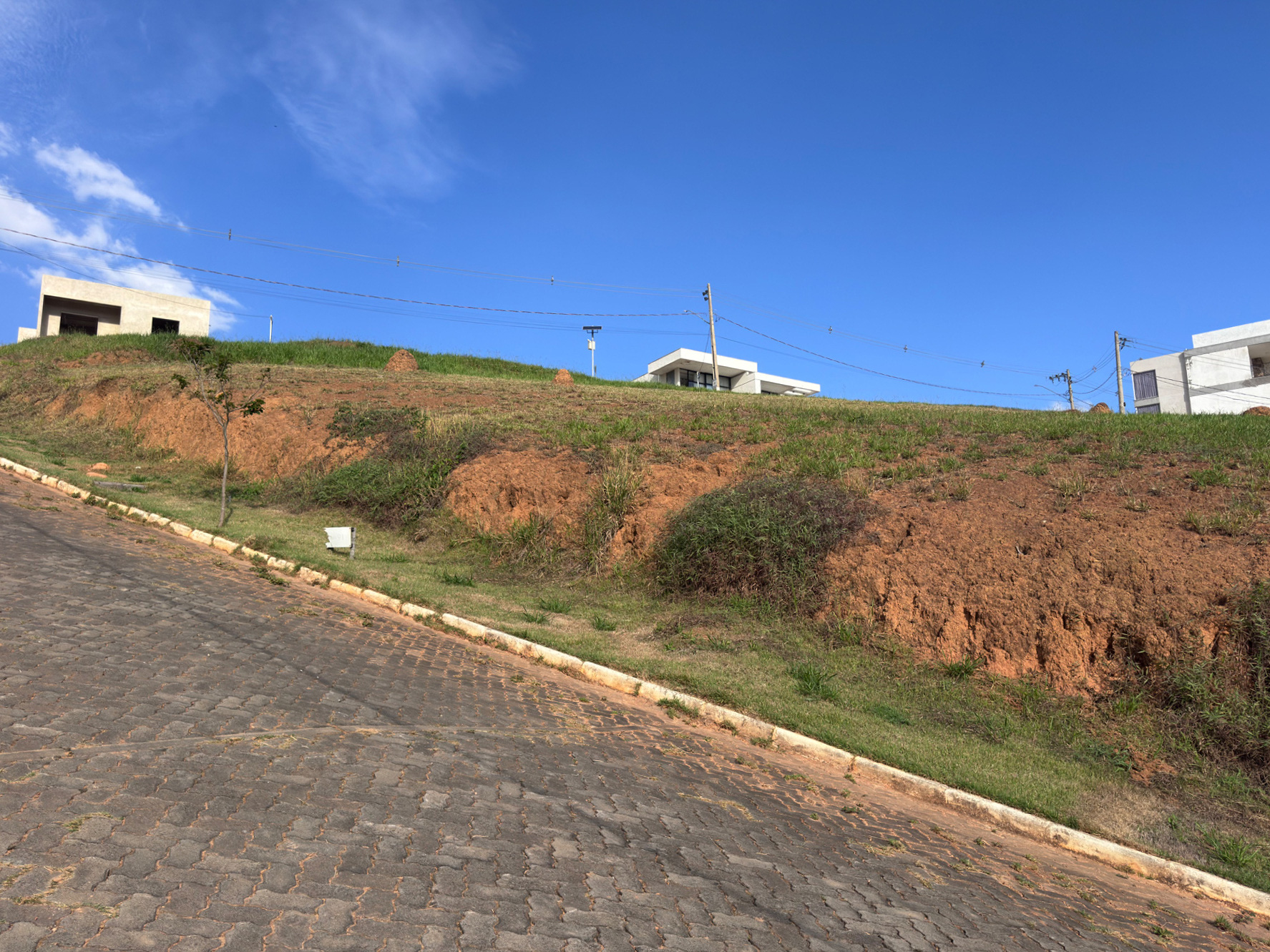Terreno 525 m² em condomínio Salvaterra, foto 3