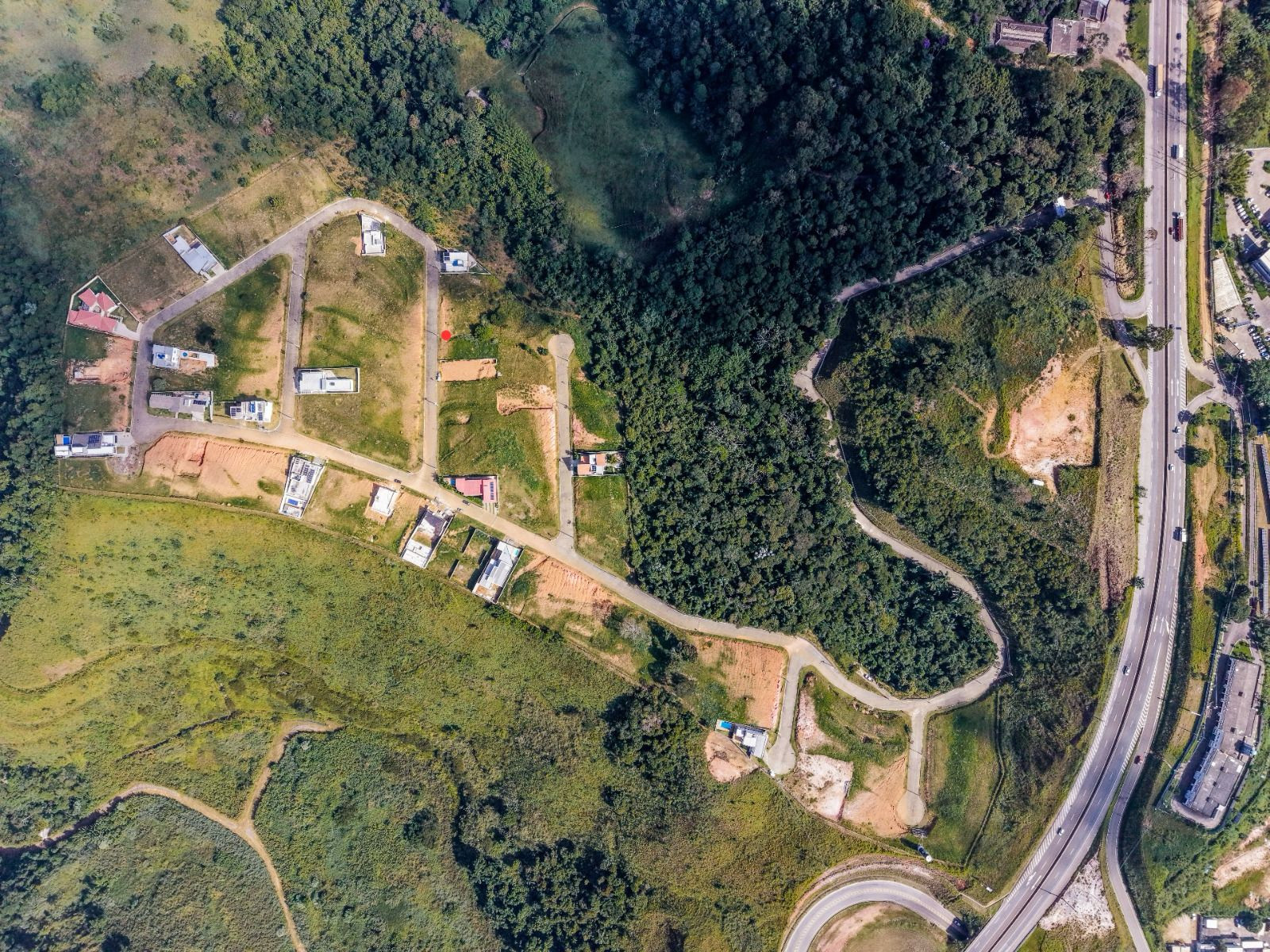 Salvaterra: Terreno de 507m² em condomínio com portaria., foto 4