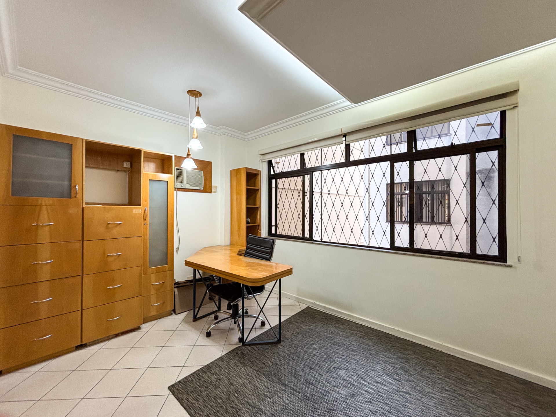 Centro: Sala 39 m², planejados práticos., foto 6