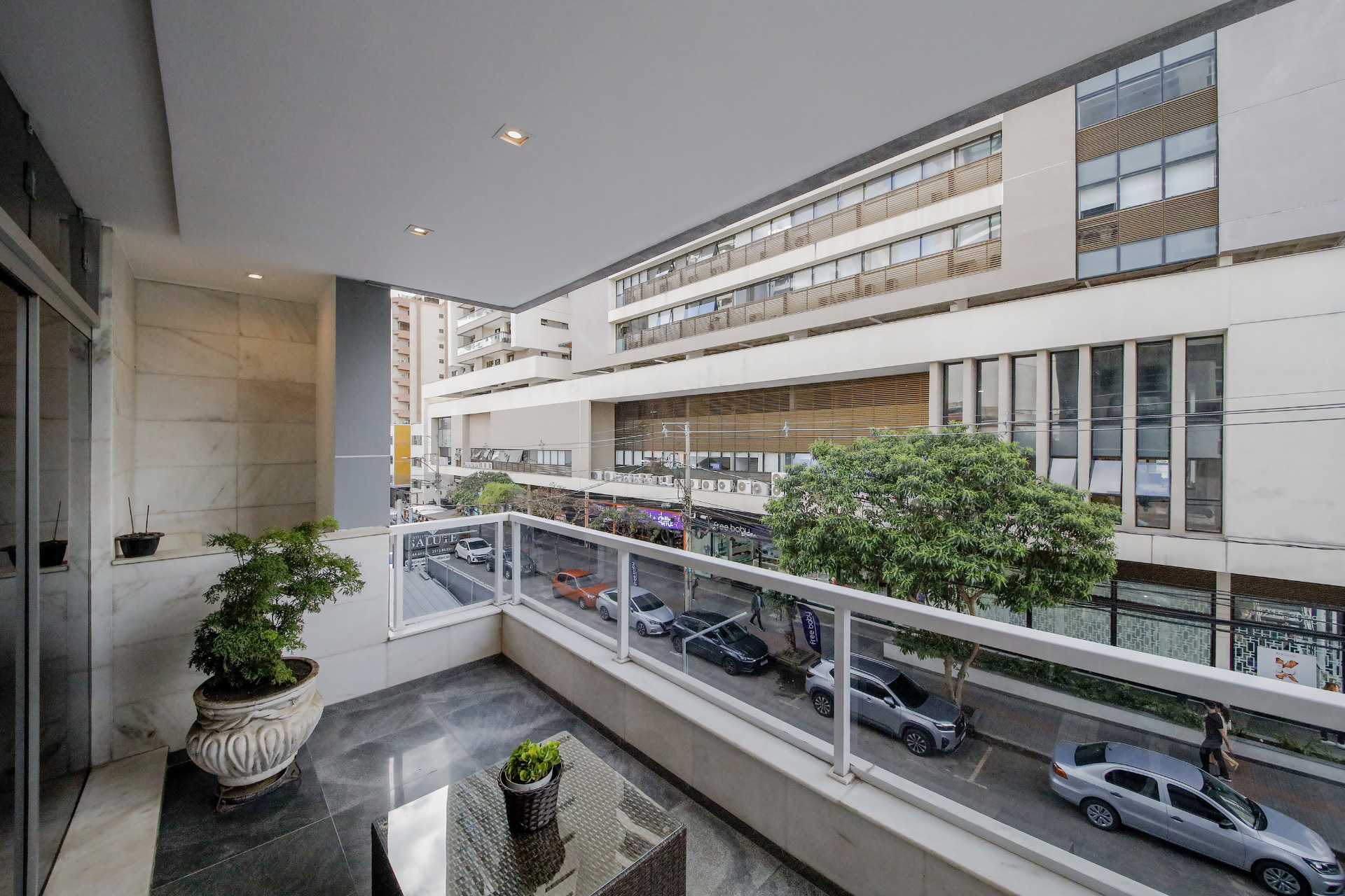 Granbery: 4 quartos, 260m². Varanda espaçosa., foto 4
