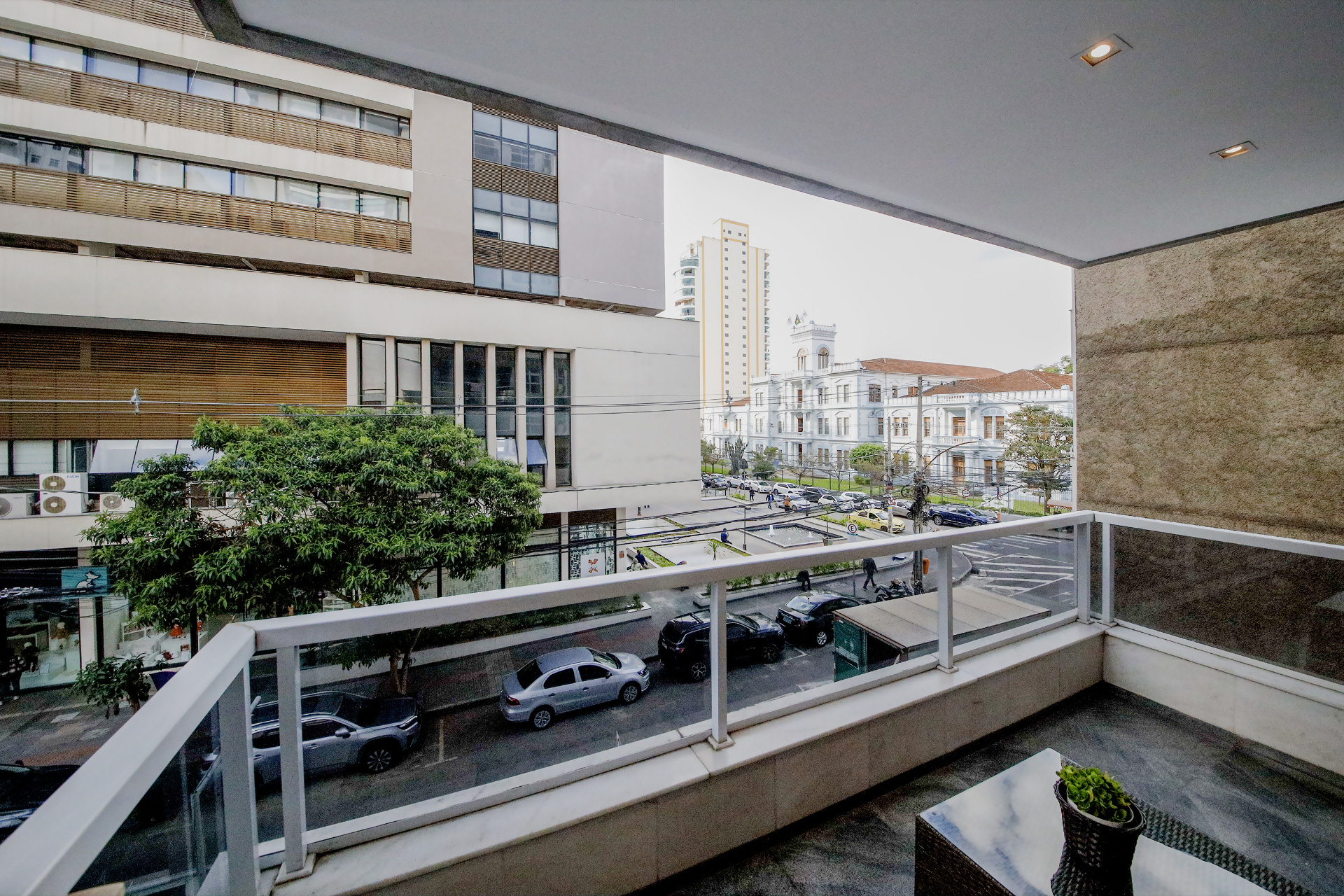 Granbery: 4 quartos, 260m². Varanda espaçosa., foto 5