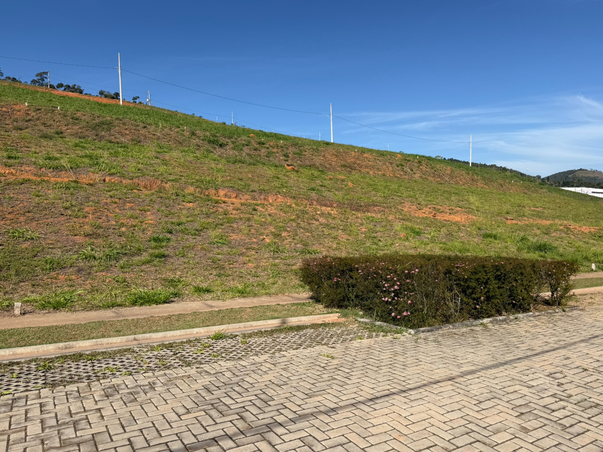 Terreno 300m², perto da área de lazer., foto 1