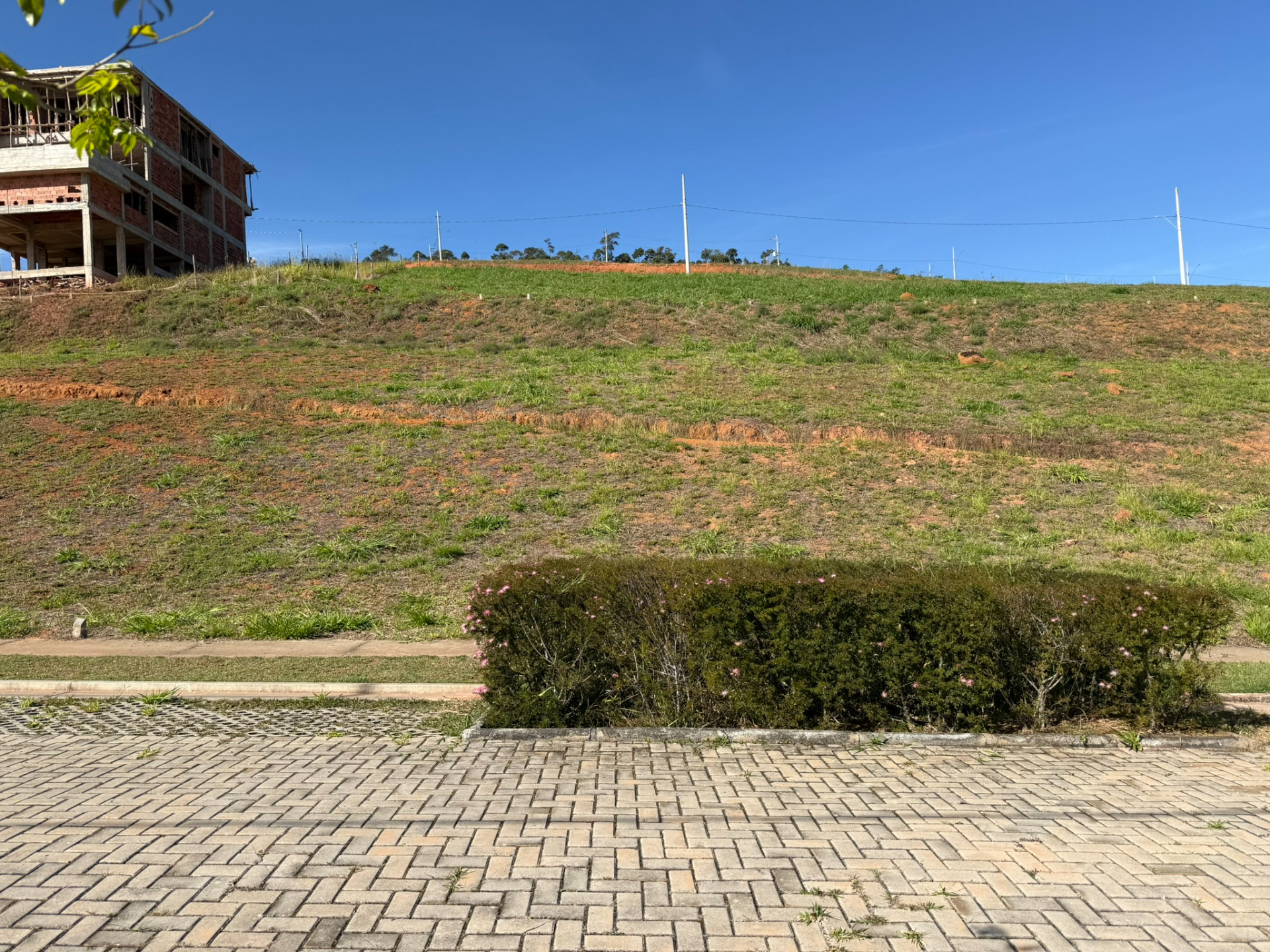 Terreno 300m², perto da área de lazer., foto 3