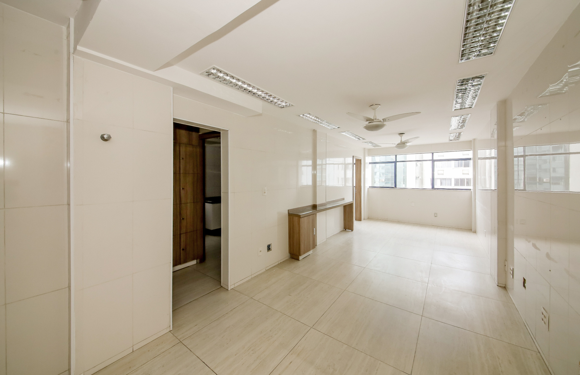 Centro: sala duplex, 148m², 2 vagas., foto 2