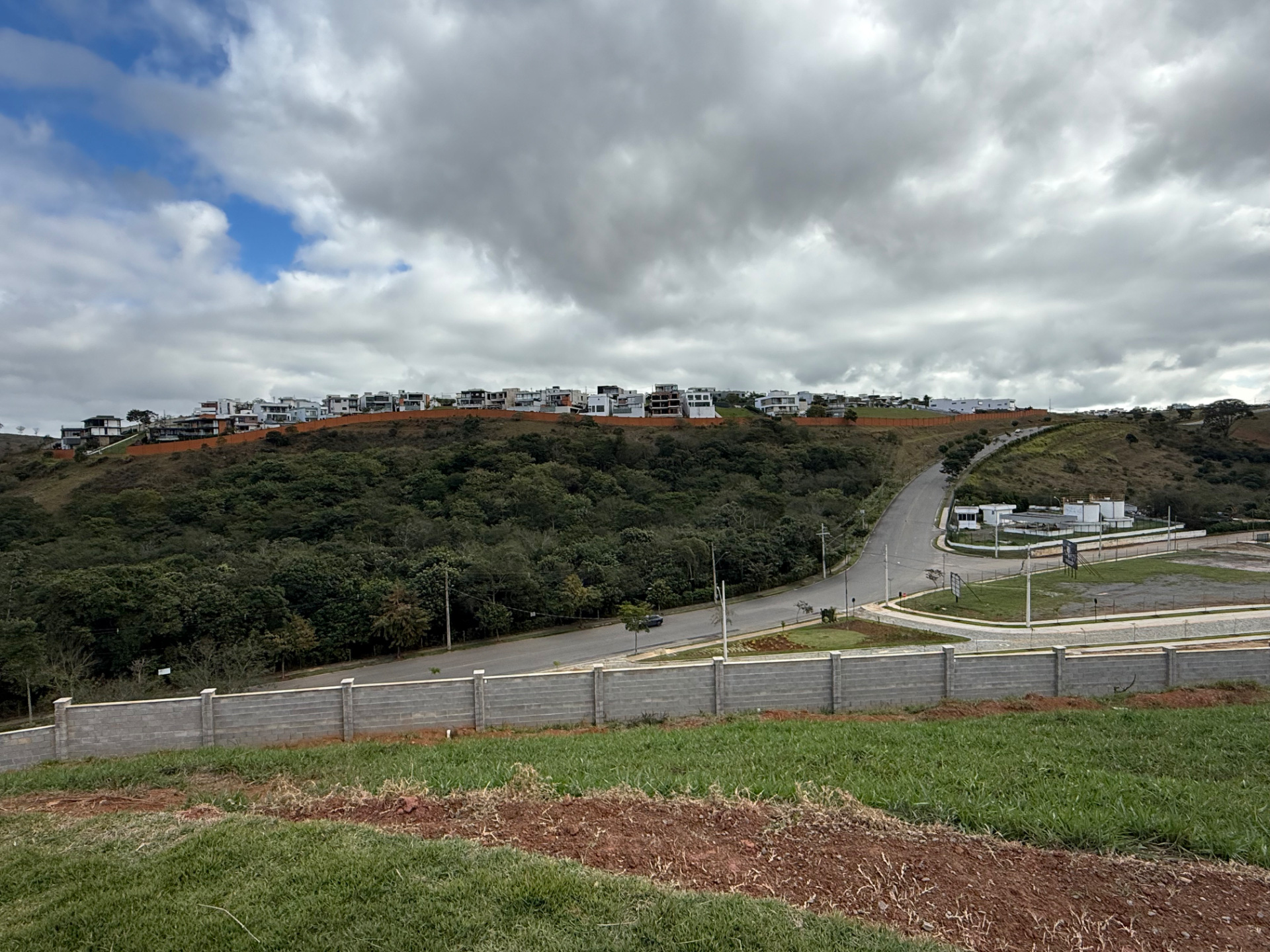 Lote no São Pedro. Condomínio com 261m²., foto 4