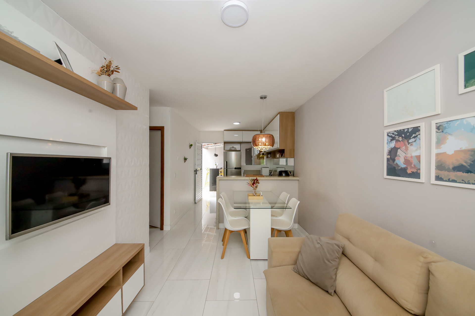 Casa reformada com área gourmet. Serra D`Água., foto 5