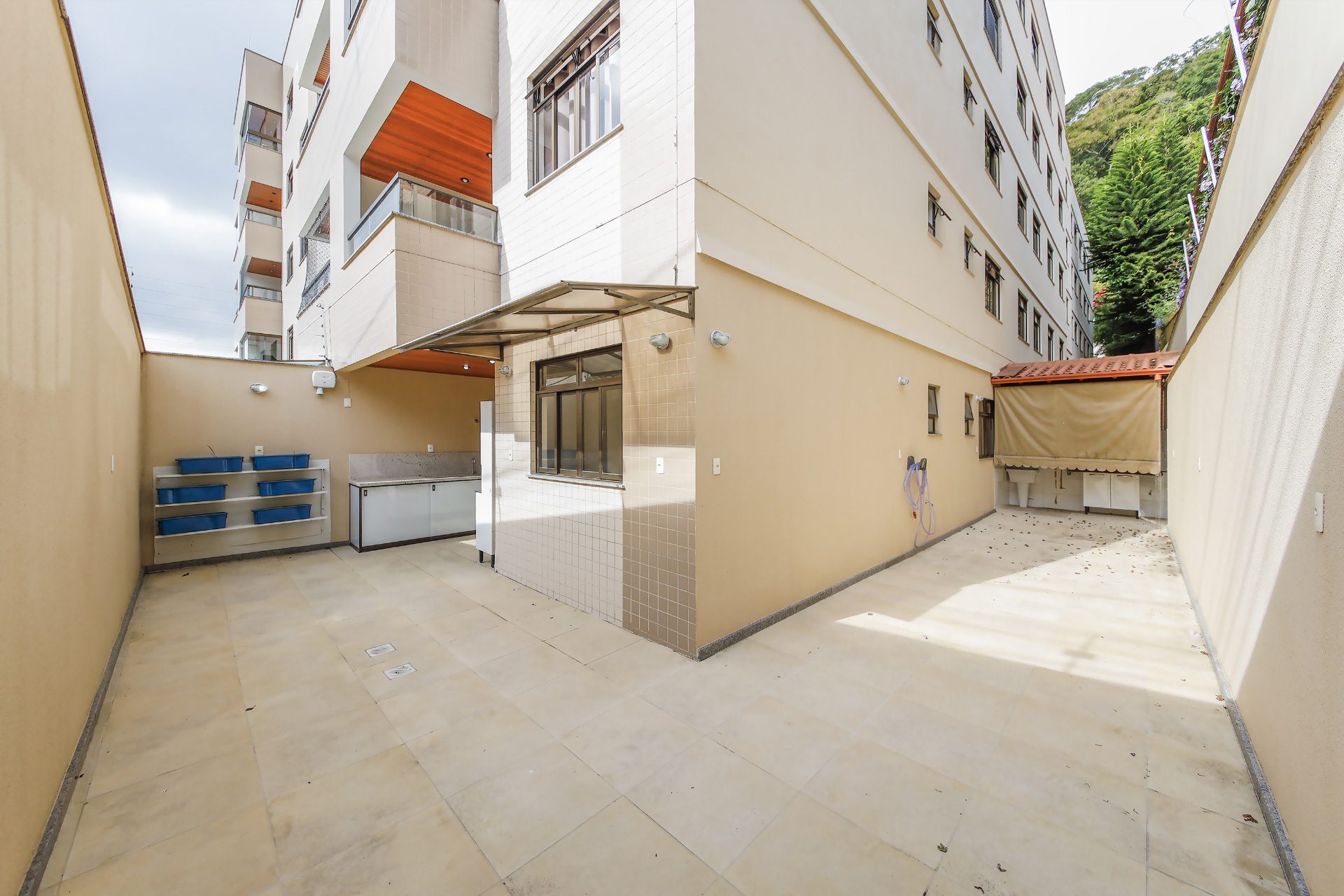 Centro: 2 suítes, 2 áreas externas. Amplo 102m², foto 7