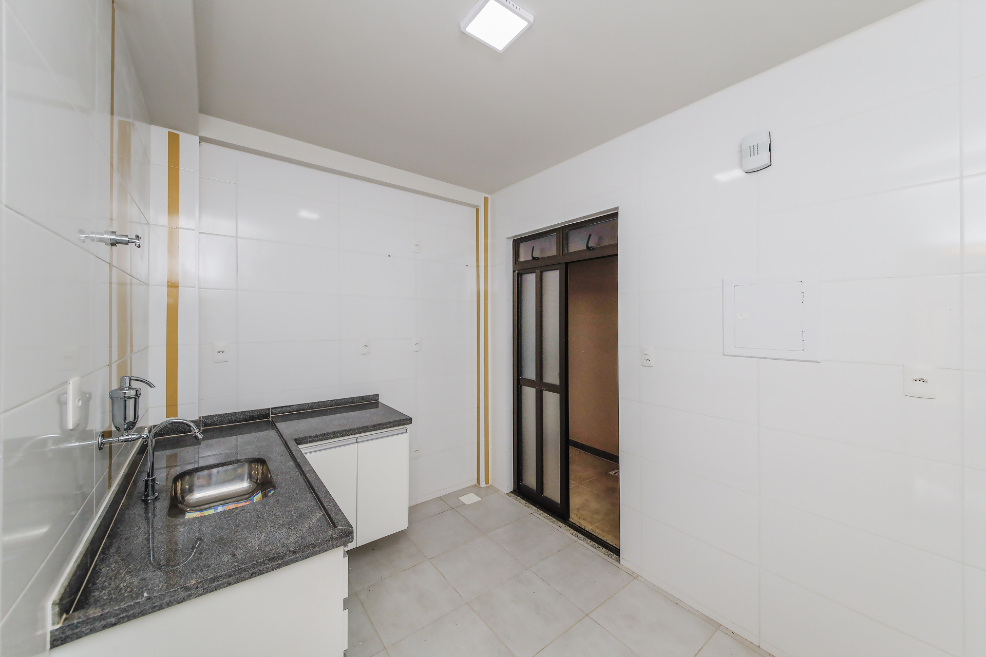 Centro: 2 suítes, 2 áreas externas. Amplo 102m², foto 10