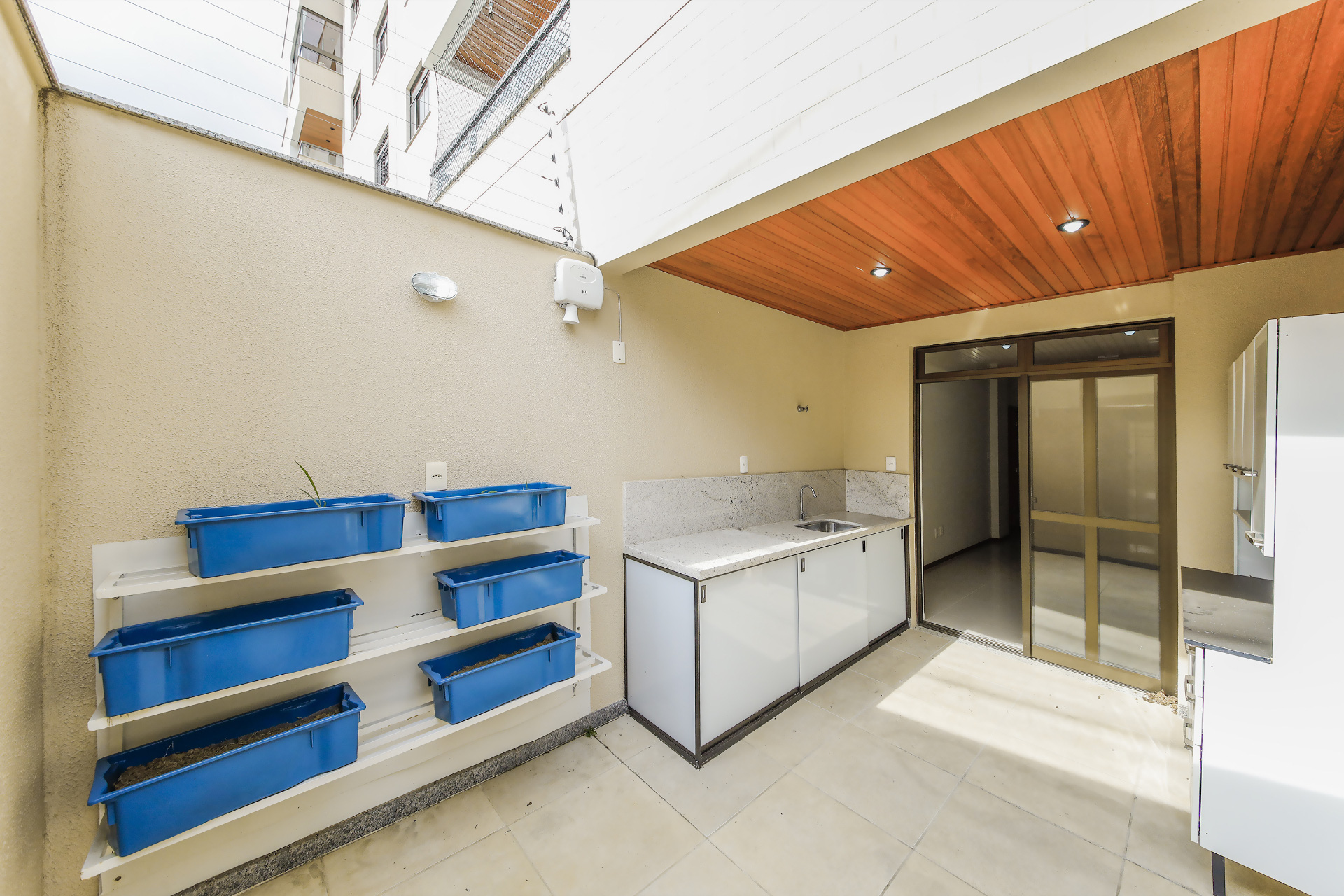 Centro: 2 suítes, 2 áreas externas. Amplo 102m², foto 9