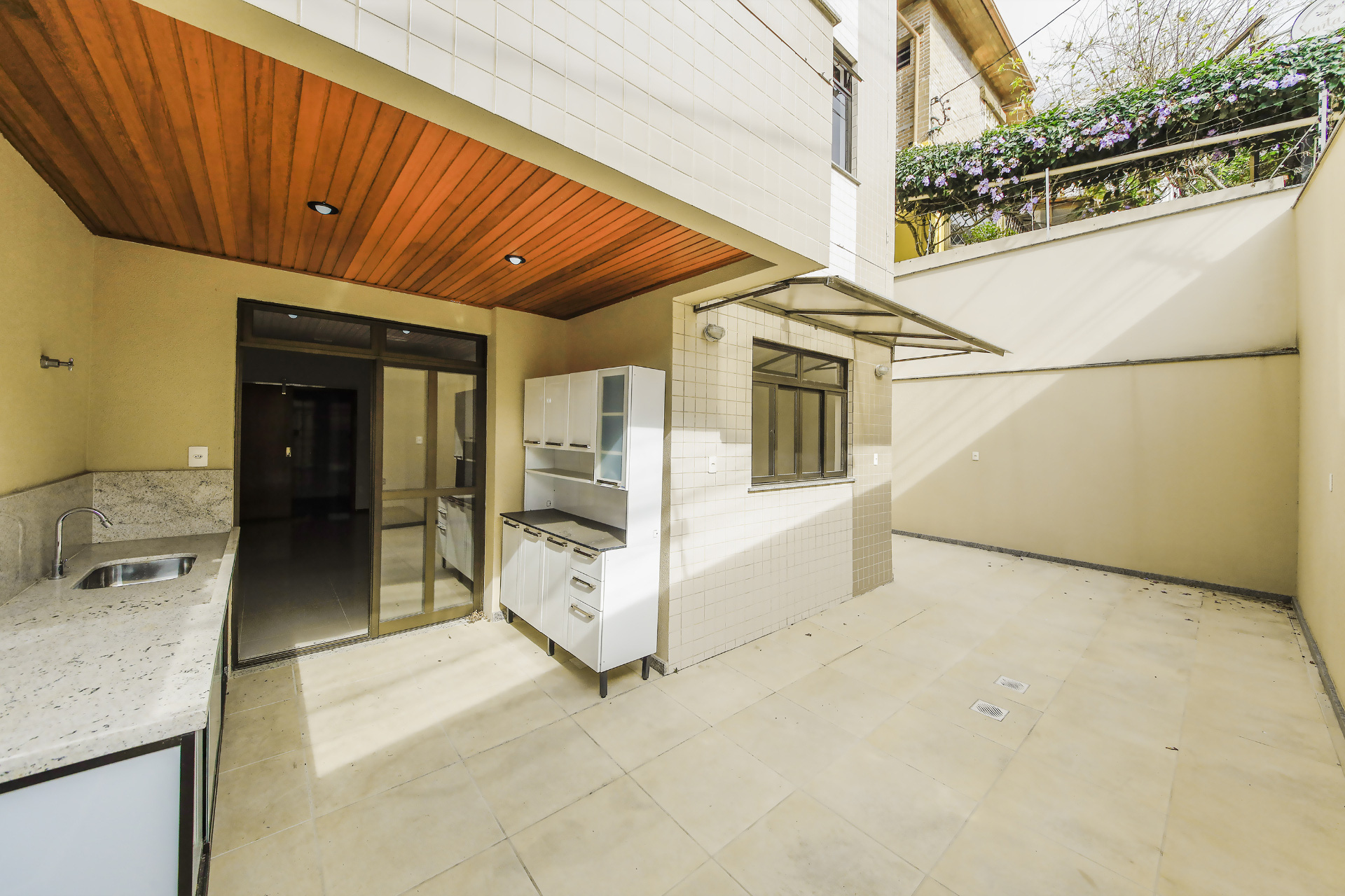 Centro: 2 suítes, 2 áreas externas. Amplo 102m², foto 6