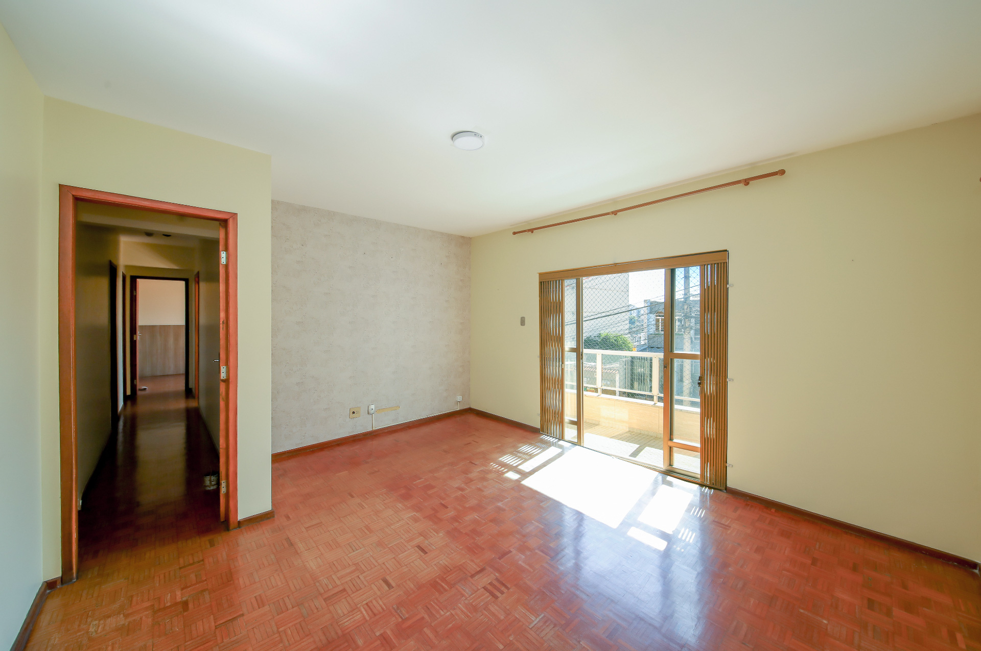 Bom Pastor: 2 quartos, 1 suíte. Espaço e luz., foto 1