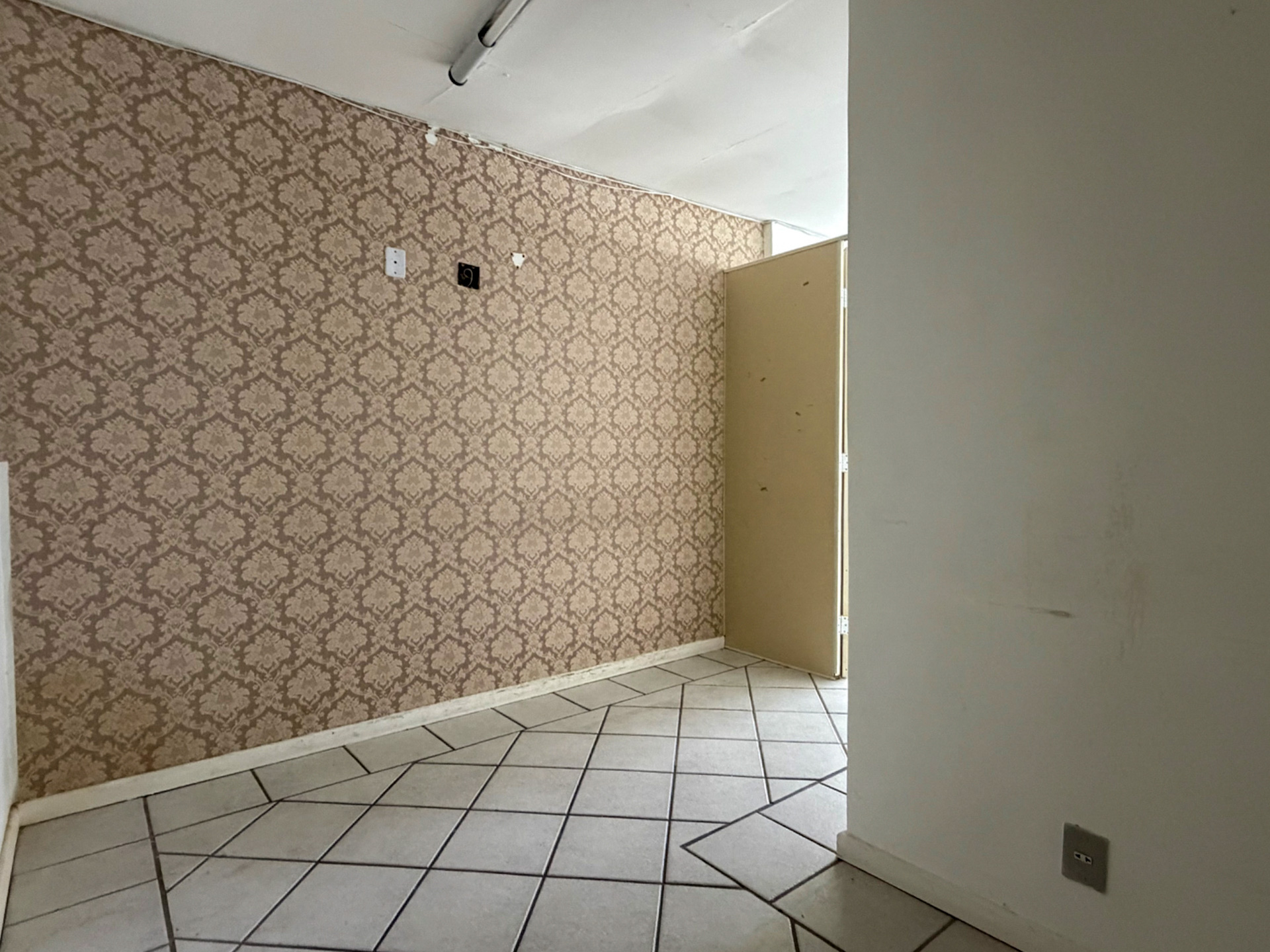Sala comercial no Centro. 45m², com ante sala., foto 6