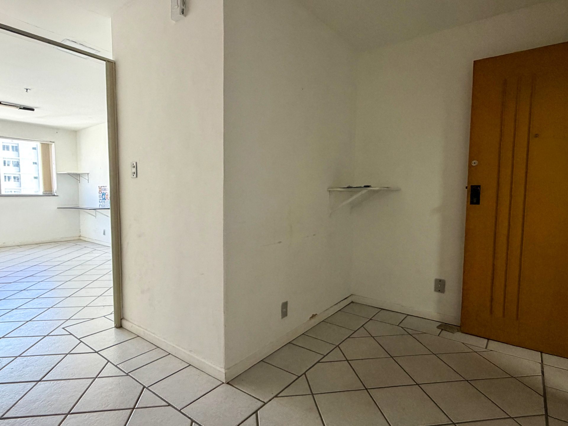 Sala comercial no Centro. 45m², com ante sala., foto 7