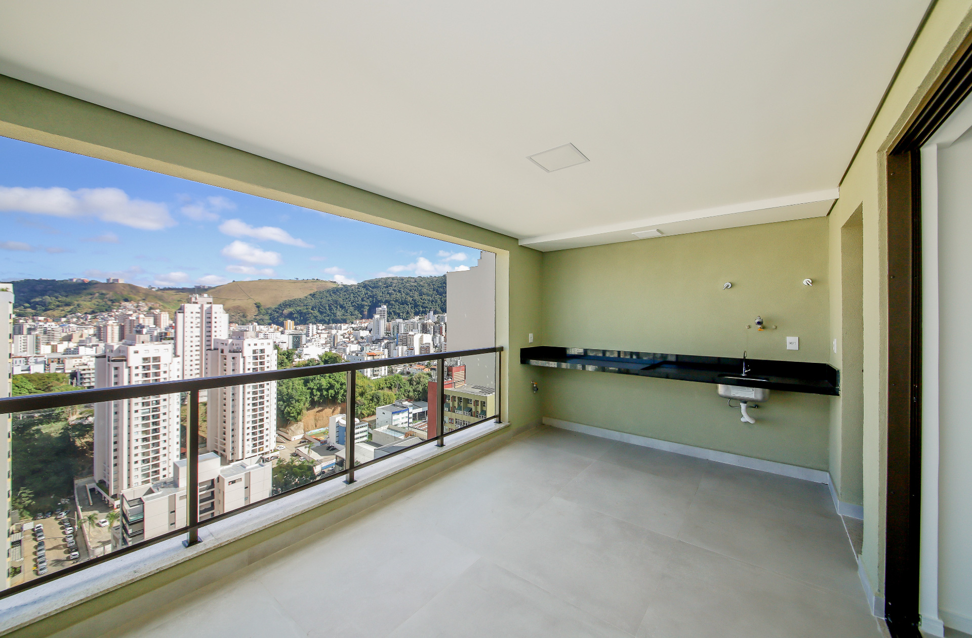 Marina Residence. Varanda gourmet, 2 quartos. Alto dos Passos., foto 1