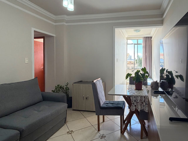 Apartamento de 2 quartos com suíte e sala ampla para venda
