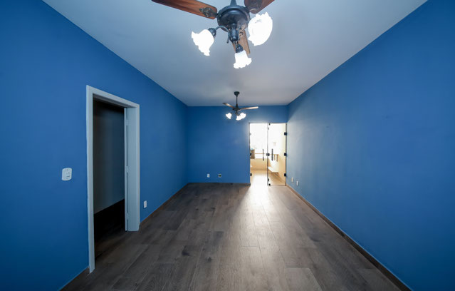 Apartamento com 3 quartos e varanda na Rua Sampaio para venda