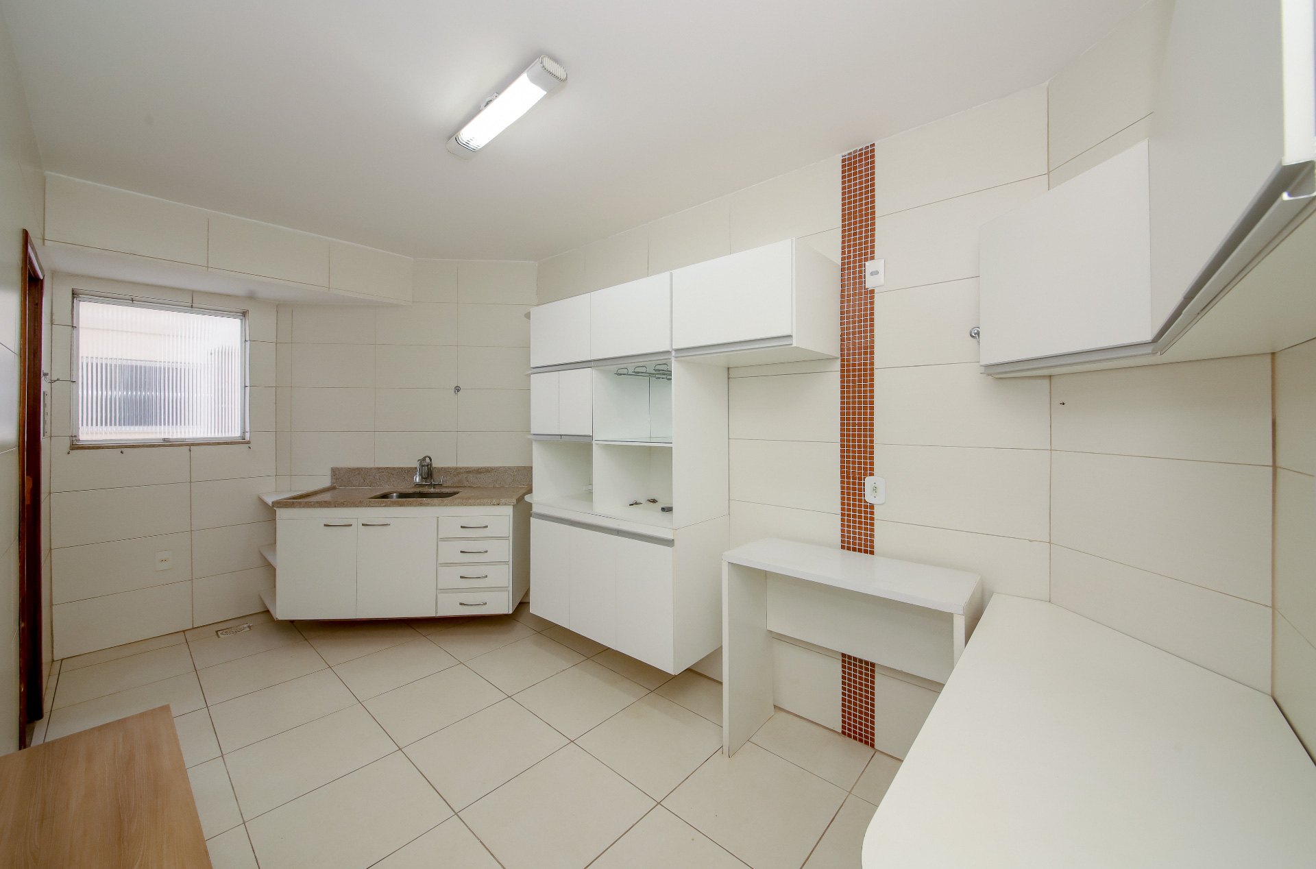 Centro: apê 2 quartos, suíte e varanda. 1 vaga., foto 6