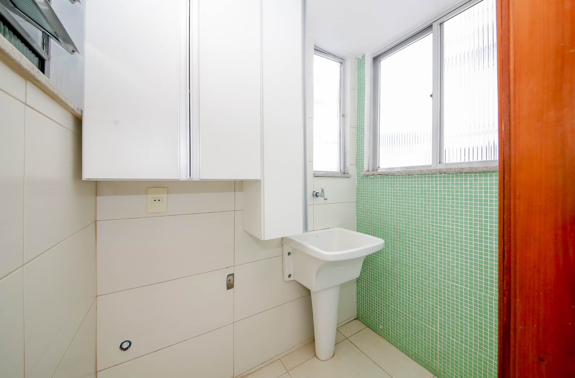Centro: apê 2 quartos, suíte e varanda. 1 vaga., foto 8