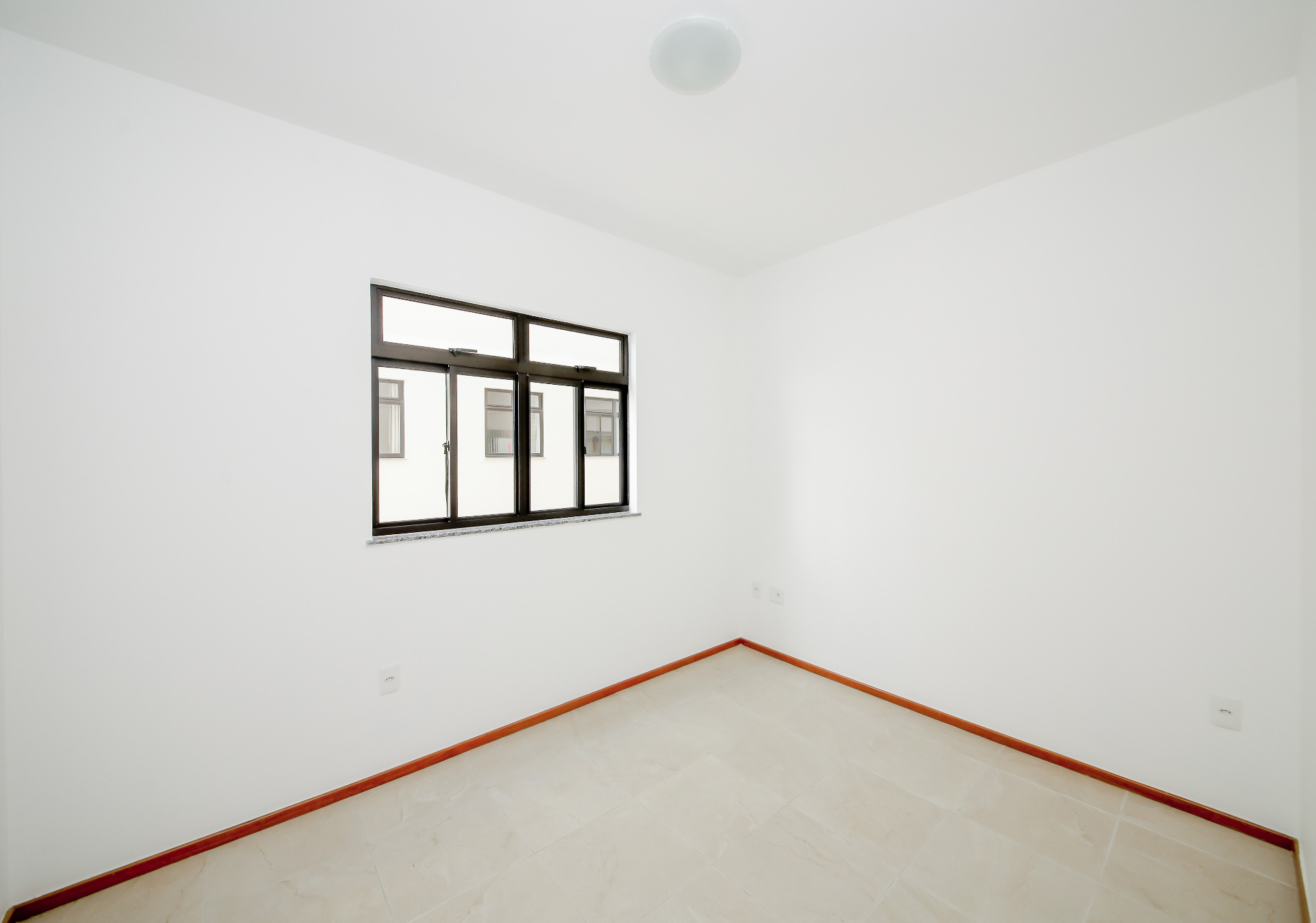 Centro: 2 suítes e varanda, 100m² com 2 vagas, foto 13