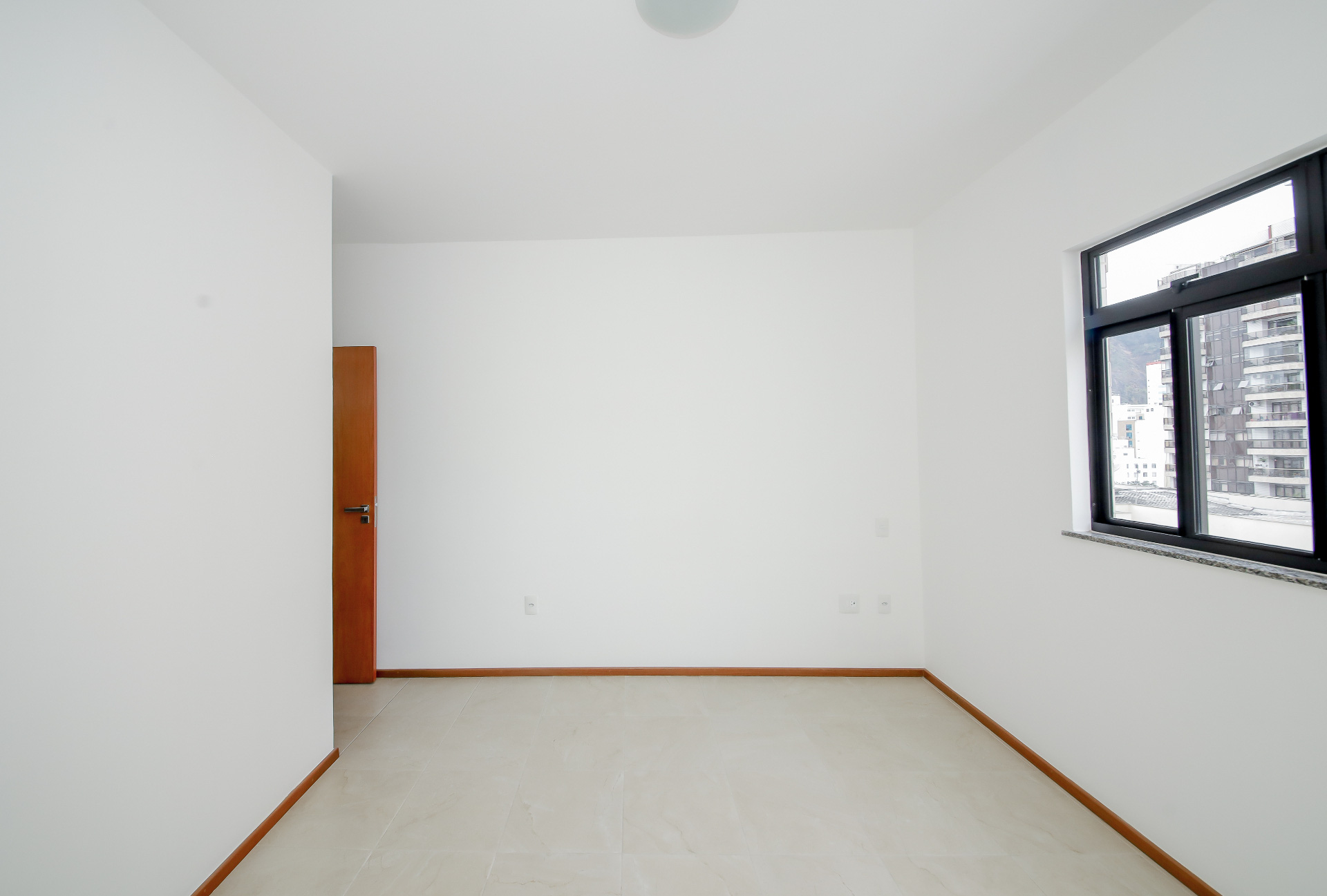 Centro: 2 suítes e varanda, 100m² com 2 vagas, foto 22