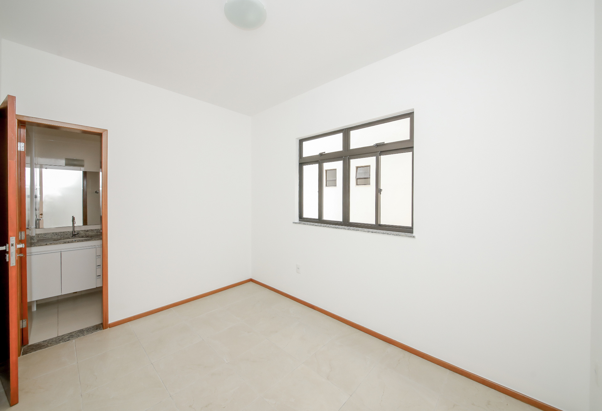 Centro: 2 suítes e varanda, 100m² com 2 vagas, foto 15