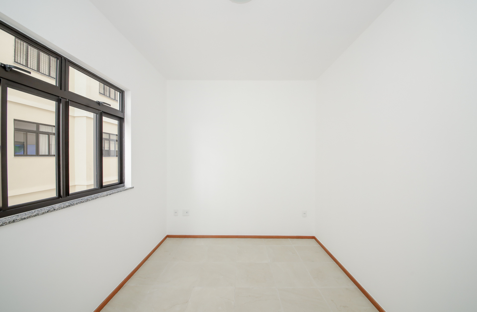 Centro: 2 suítes e varanda, 100m² com 2 vagas, foto 14