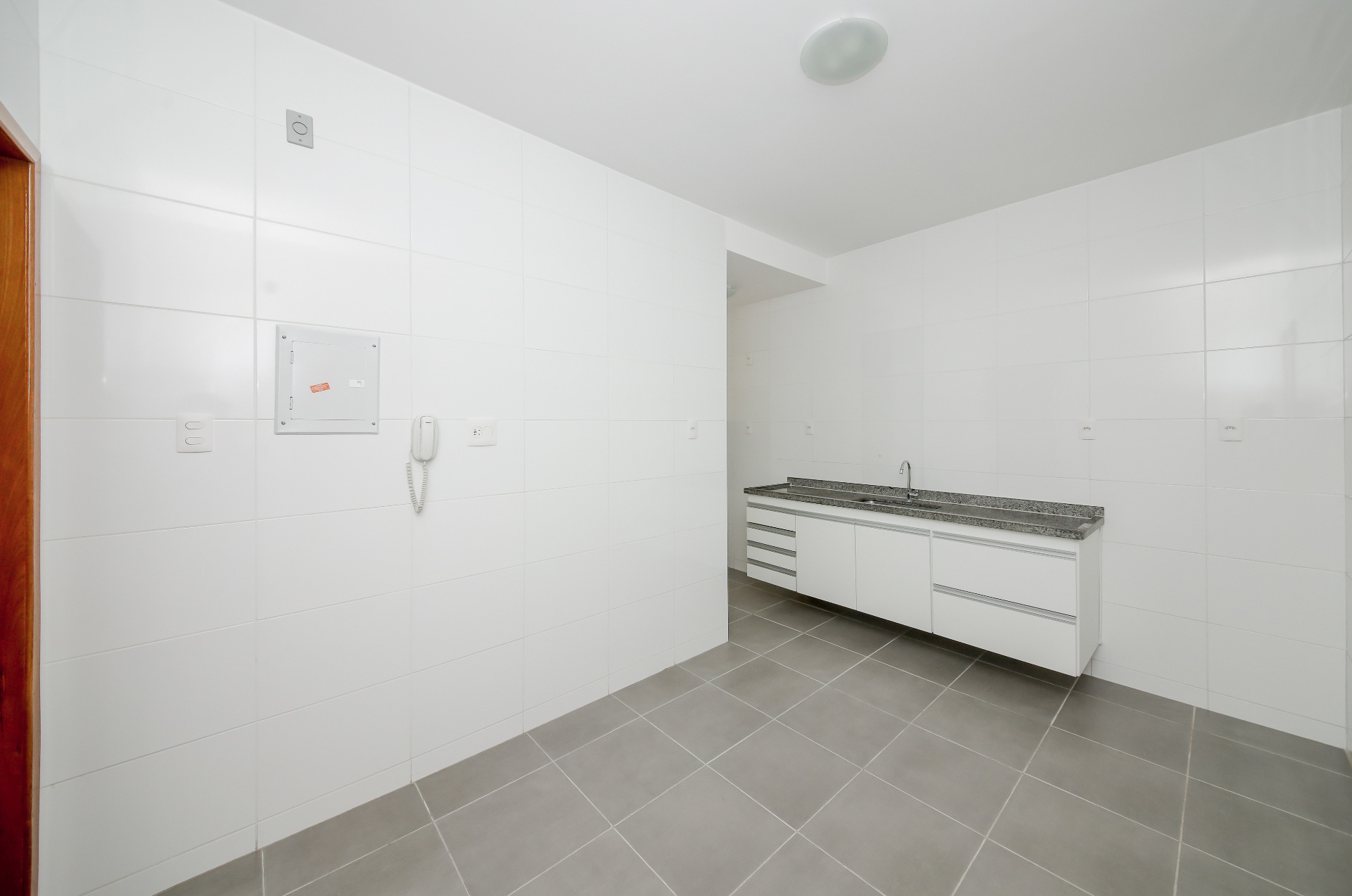 Centro: 2 suítes e varanda, 100m² com 2 vagas, foto 9