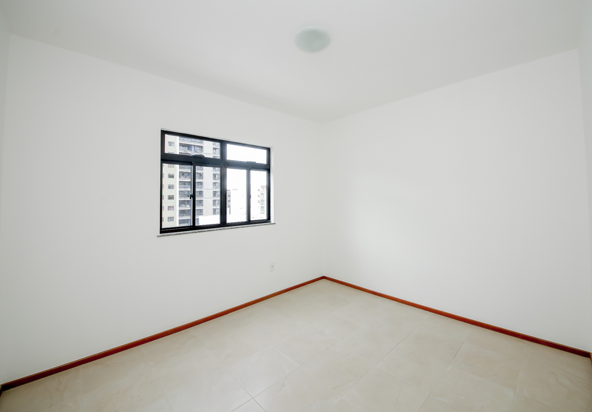 Centro: 2 suítes e varanda, 100m² com 2 vagas, foto 18