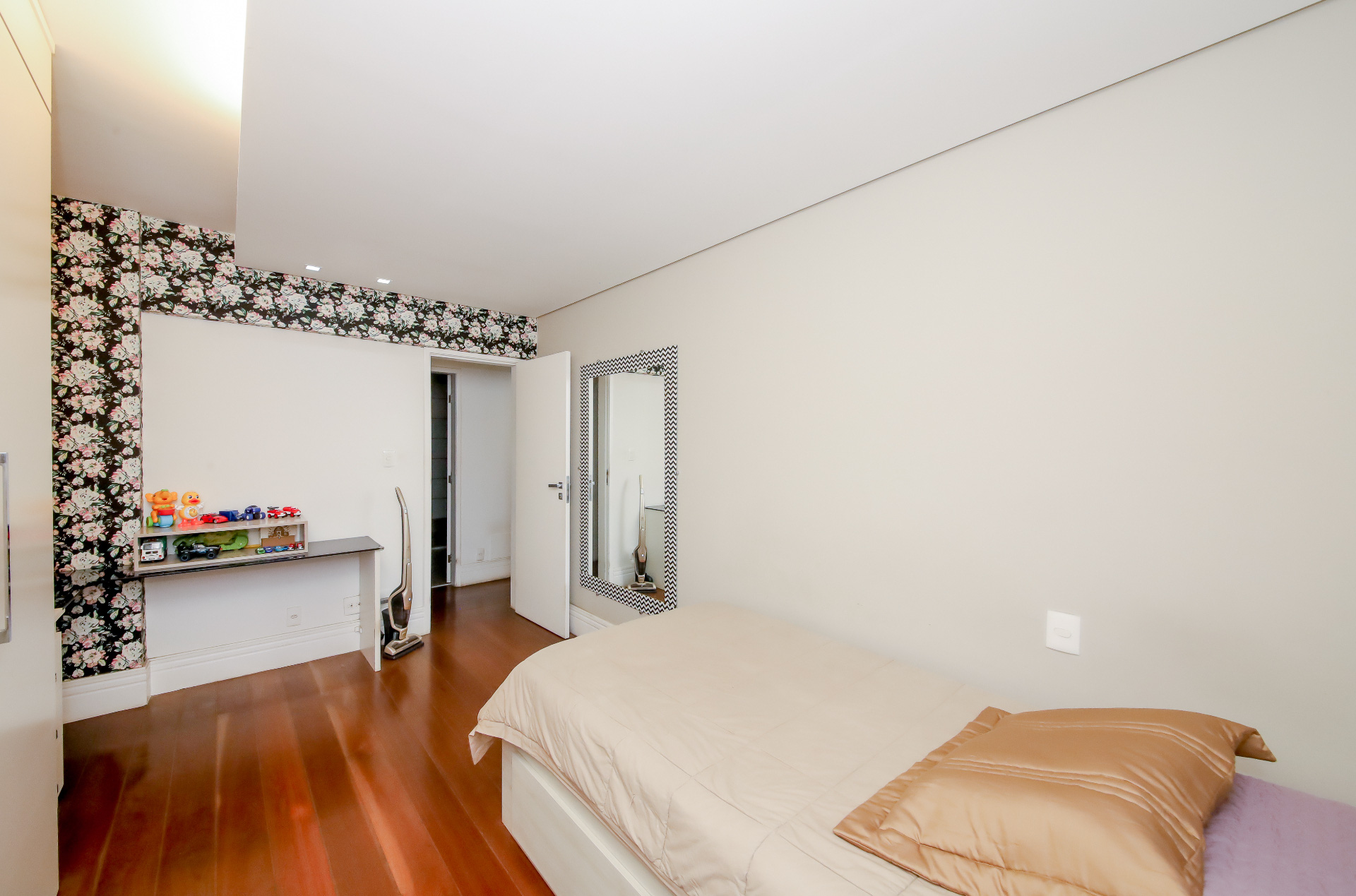 Centro: 214 m² com 3 quartos. Amplo., foto 20