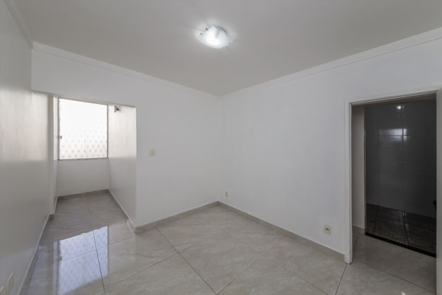 Apartamento de 2 quartos pertinho do Parque Halfeld para venda
