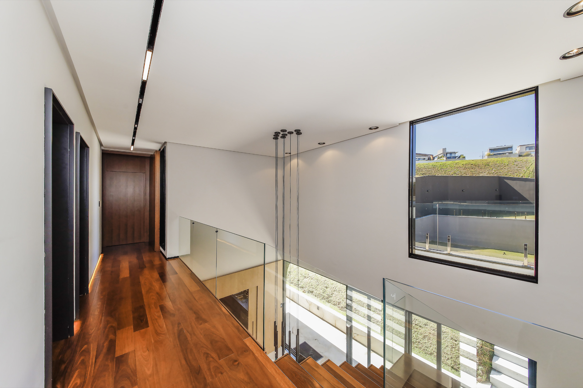 Alphaville: 4 quartos, 3 suítes, 345 m². Área generosa., foto 12