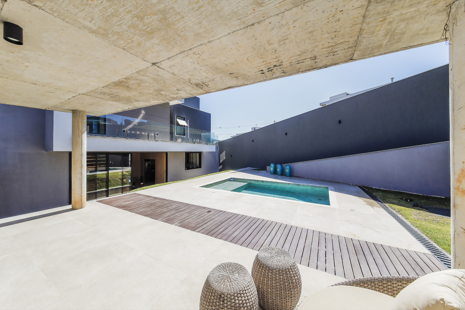 Alphaville: 4 quartos, 3 suítes, 345 m². Área generosa., foto 24