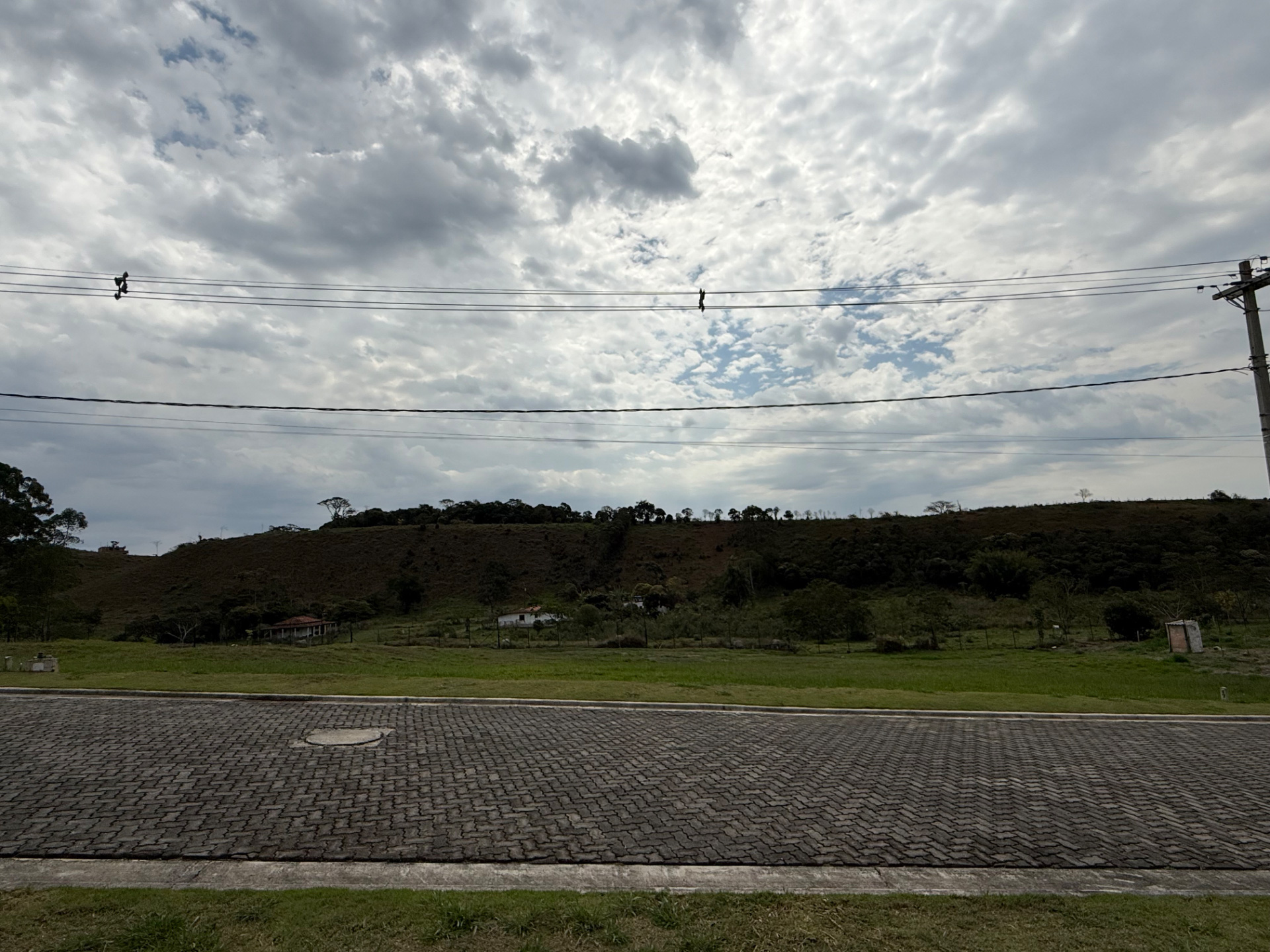 Lote em São Pedro, plano, perto do lazer, foto 2
