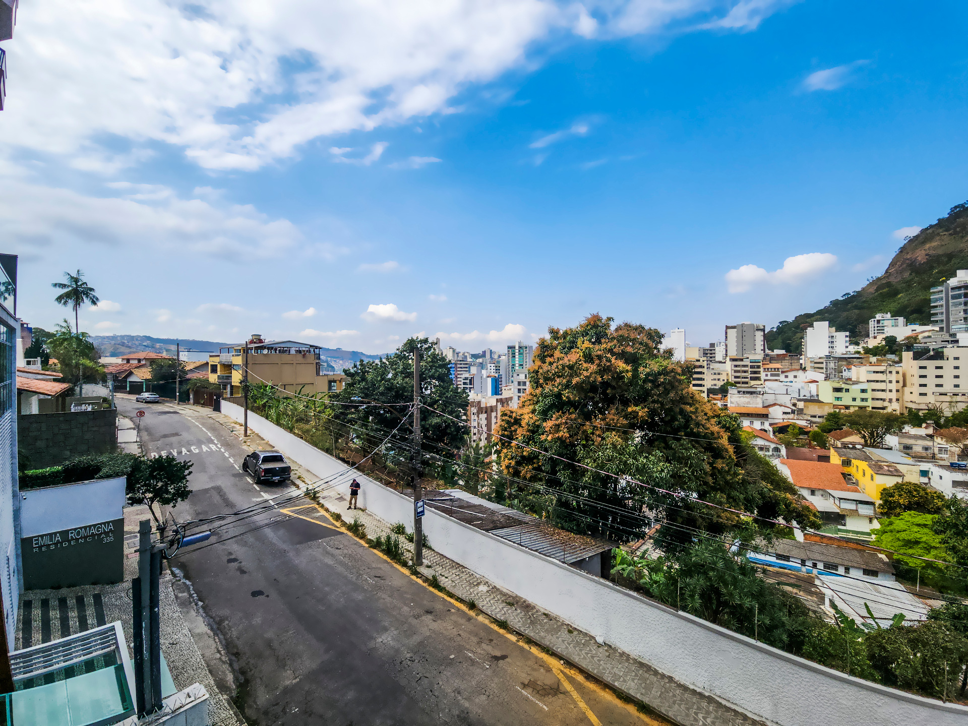Santa Helena: 3 quartos, suíte e varanda. Uma vaga., foto 6