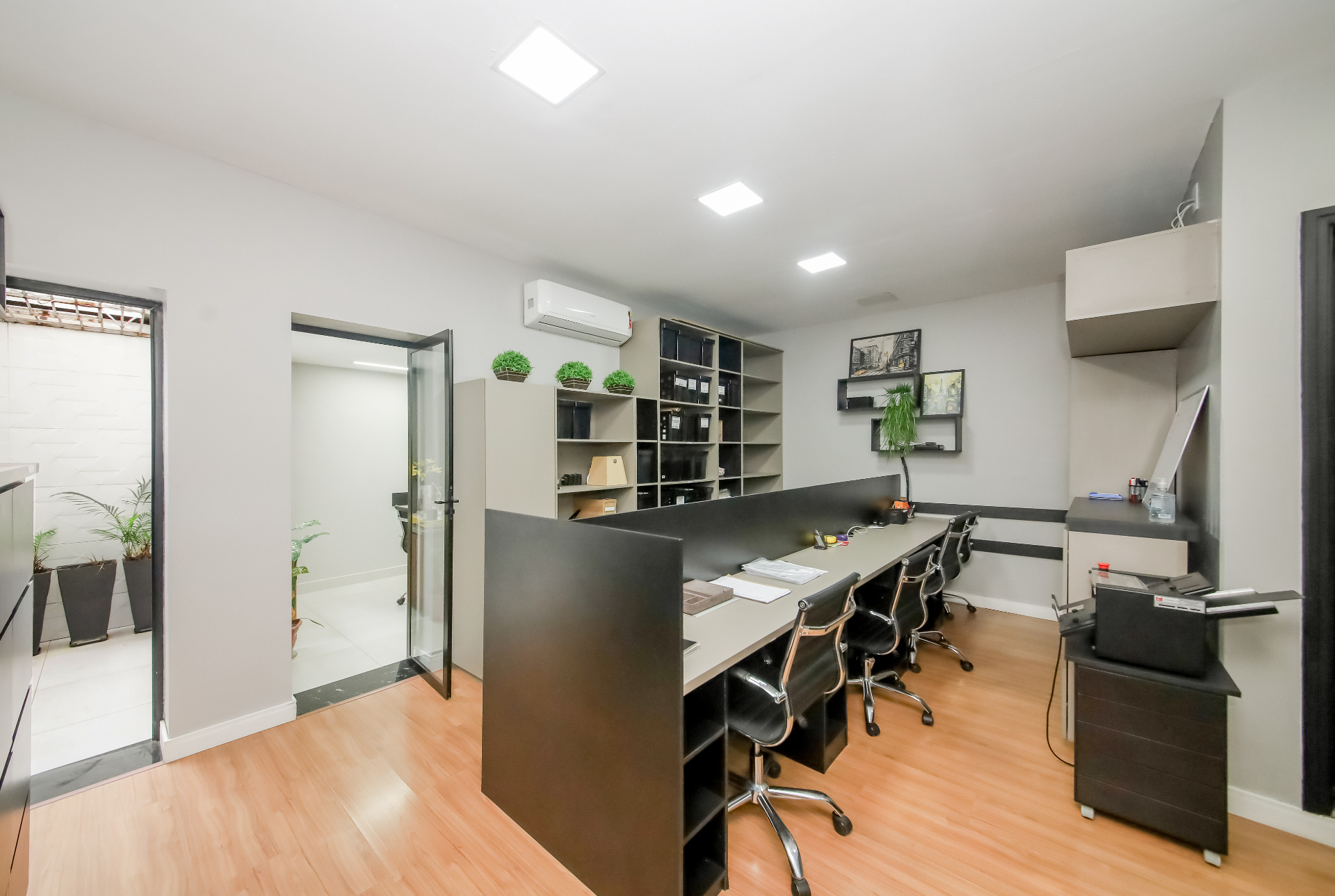 Sala no Centro, montada, 45m²., foto 1