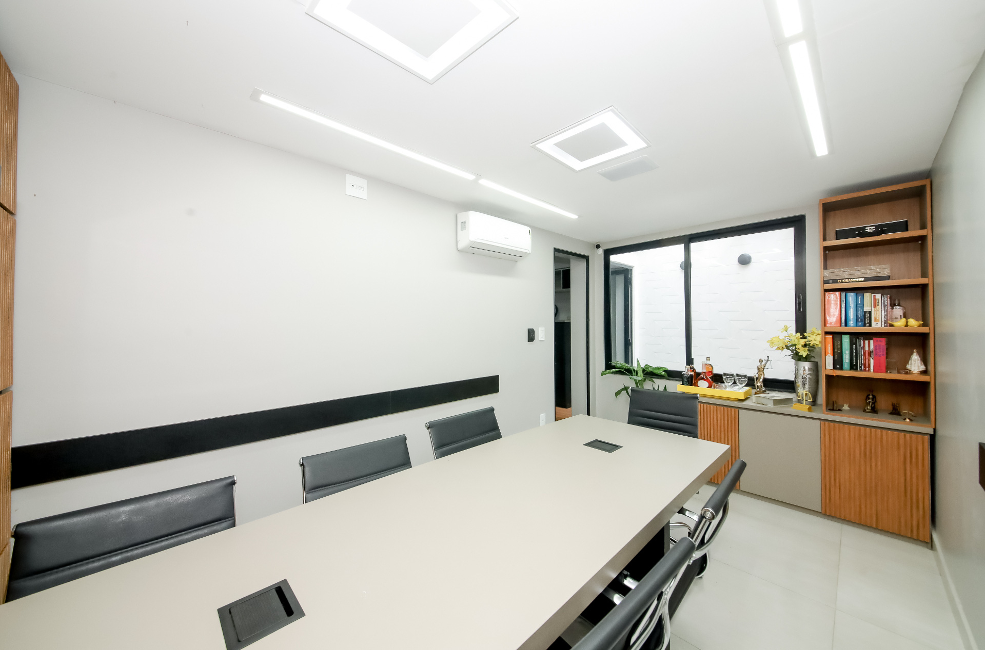 Sala no Centro, montada, 45m²., foto 10