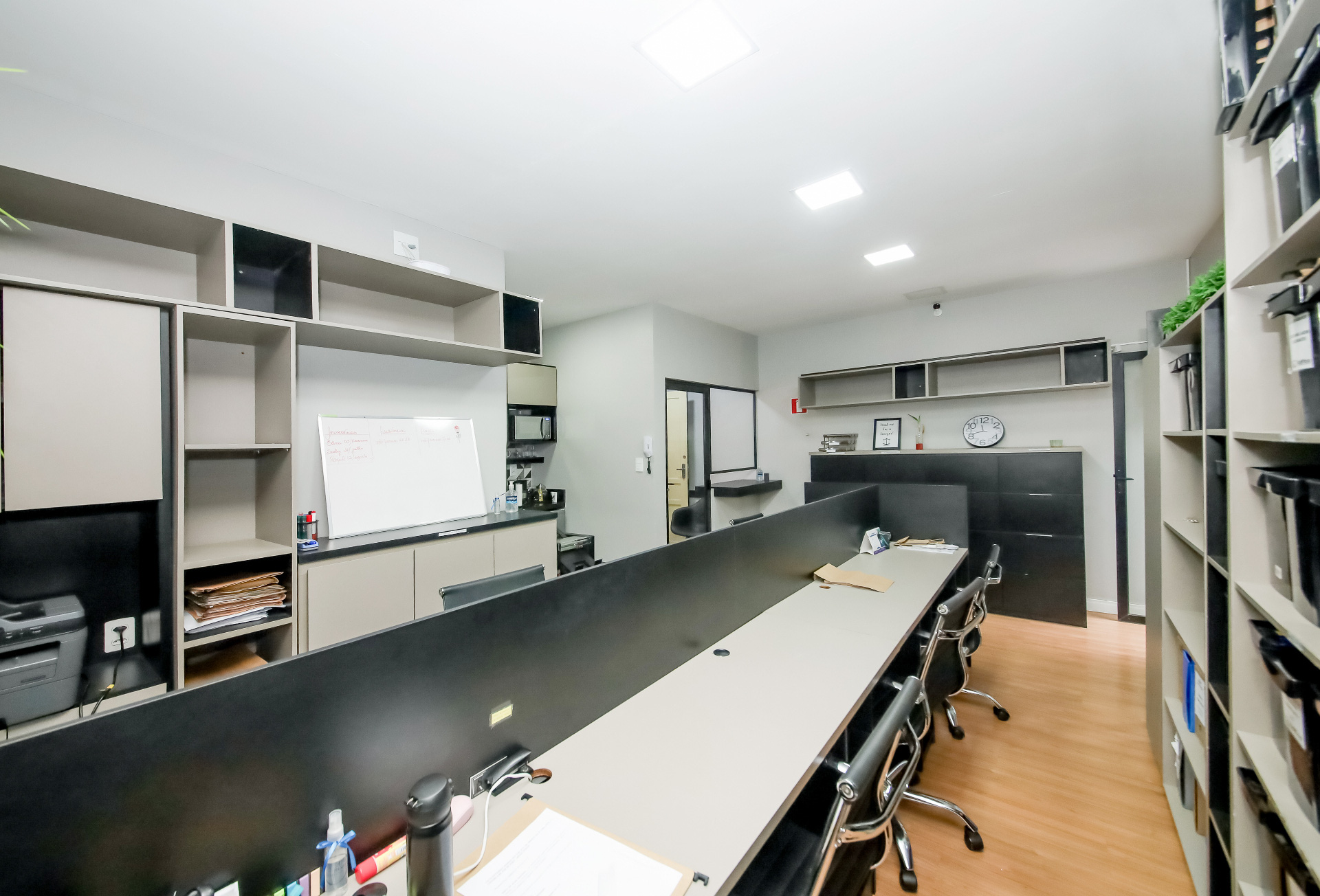 Sala no Centro, montada, 45m²., foto 3