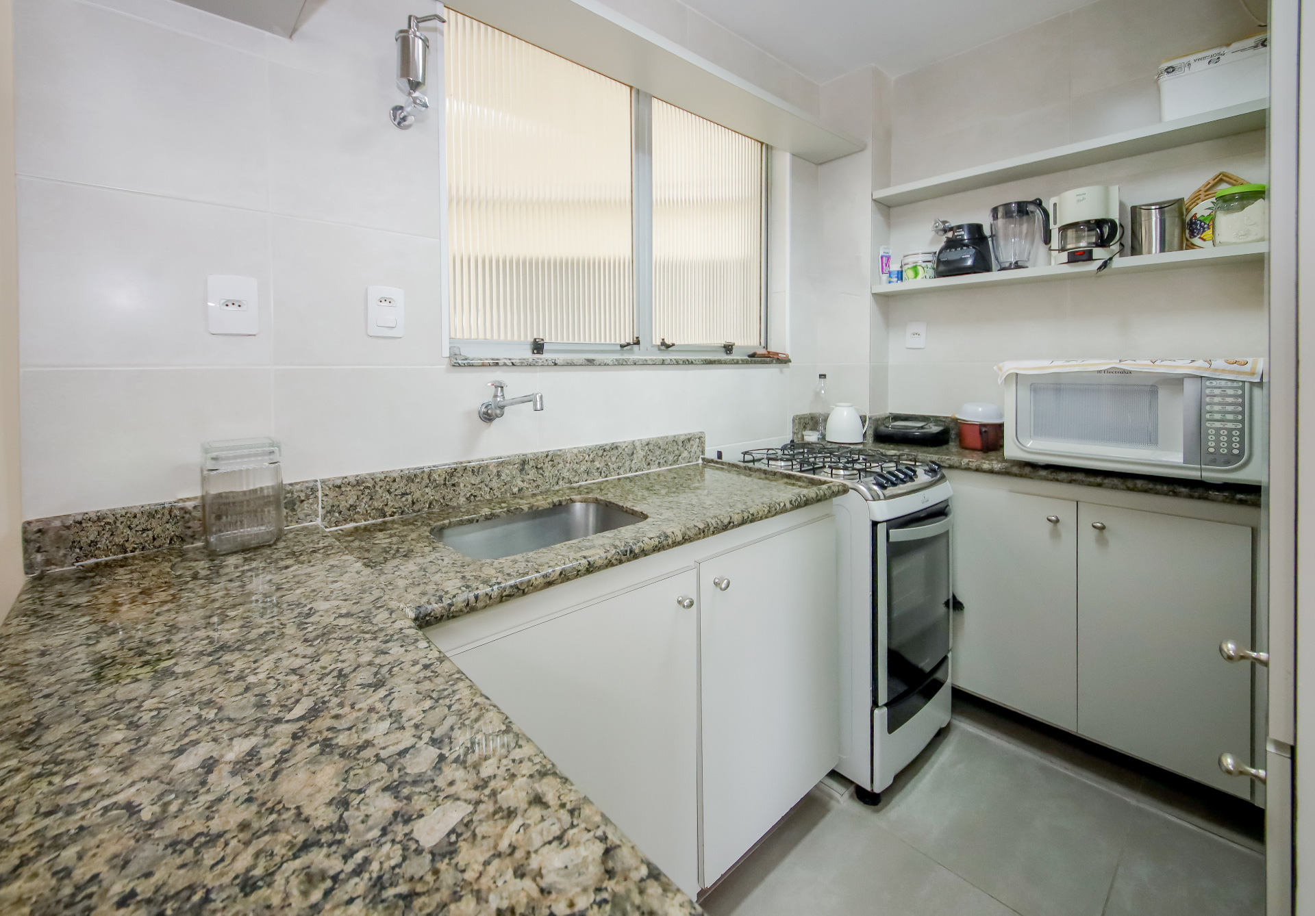 Apartamento com varanda e móveis planejados no Centro para venda, foto 6