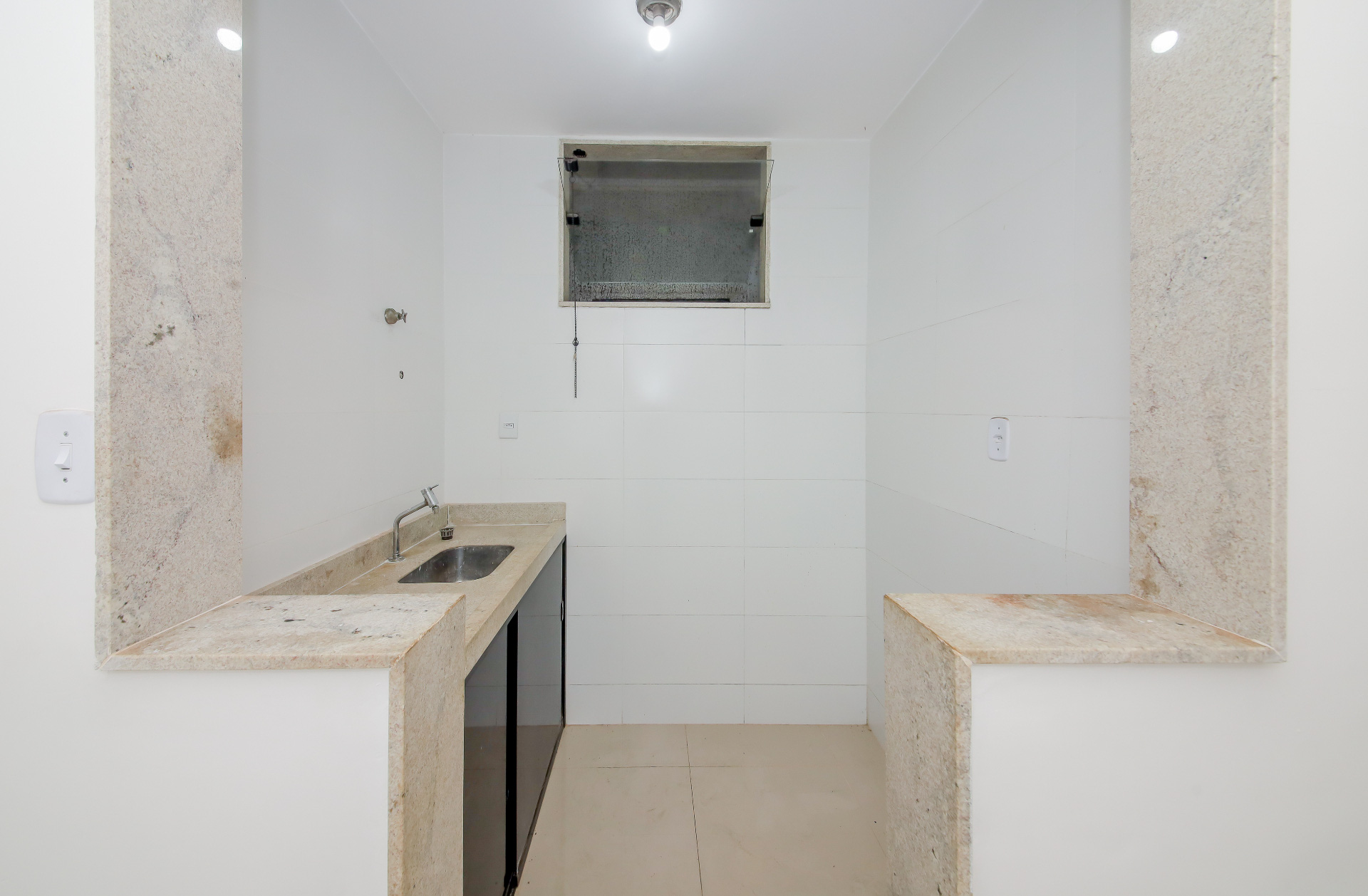 Centro: quitinete reformada, 39m², venda, foto 8