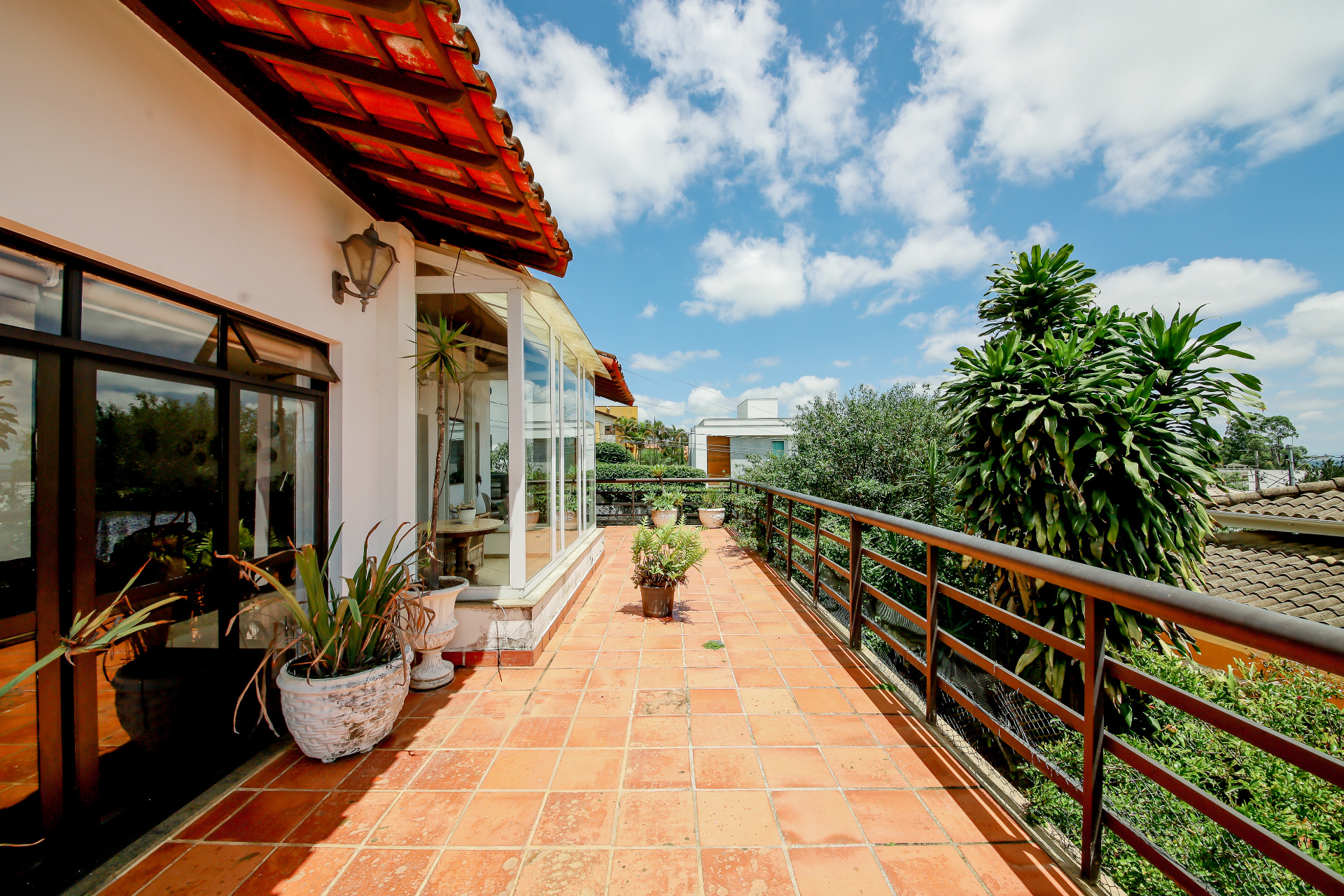 Casa de esquina com vista para o horizonte no Granville para venda, foto 9