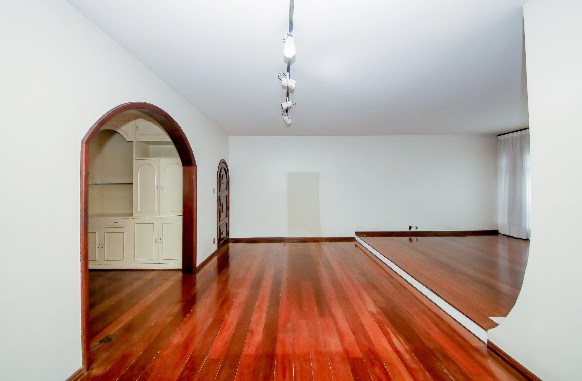 Apartamento com sala ampla e 3 quartos para venda, foto 2