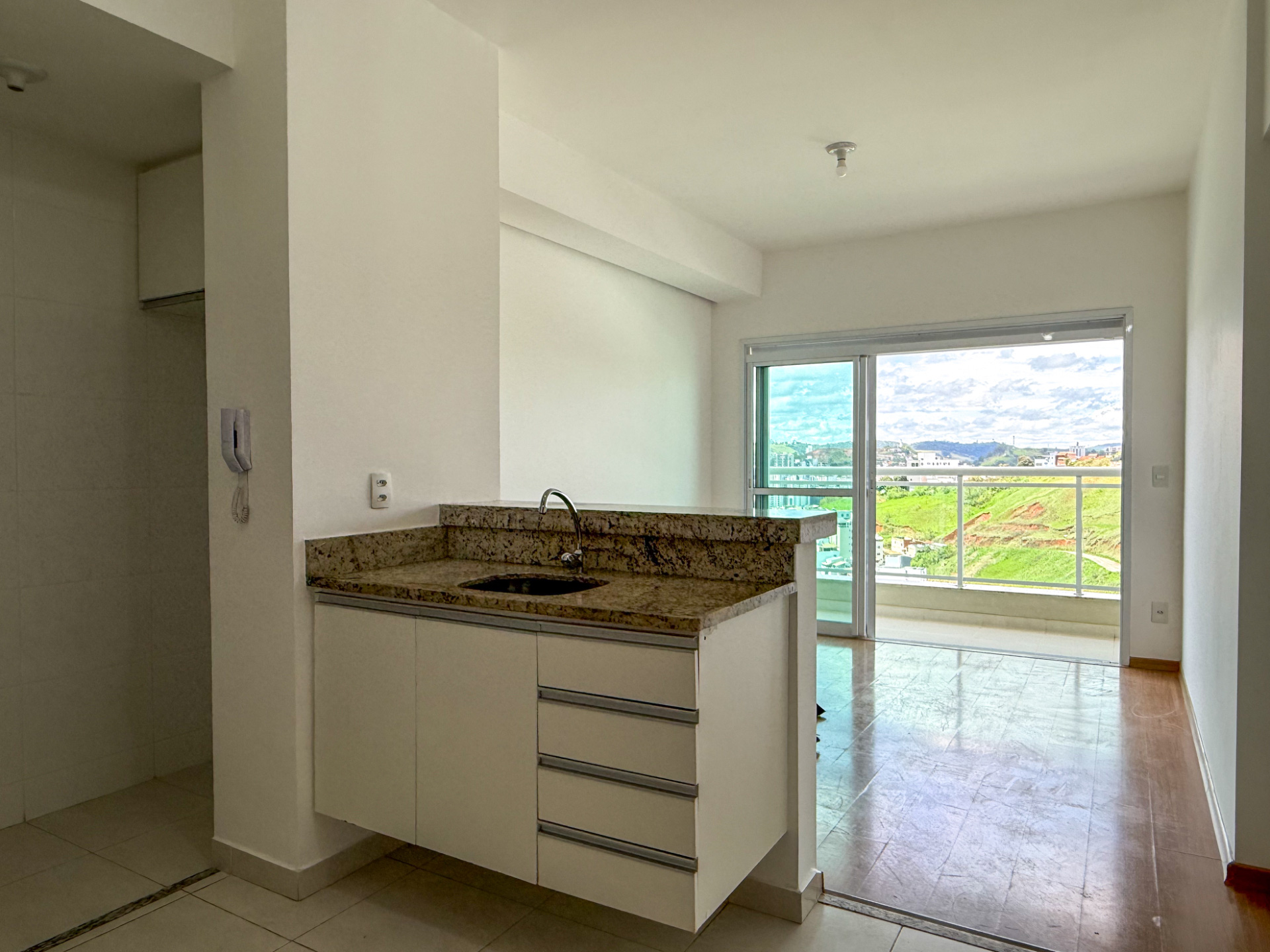 Apartamento em São Mateus, suíte espaçosa, vista livre, foto 8