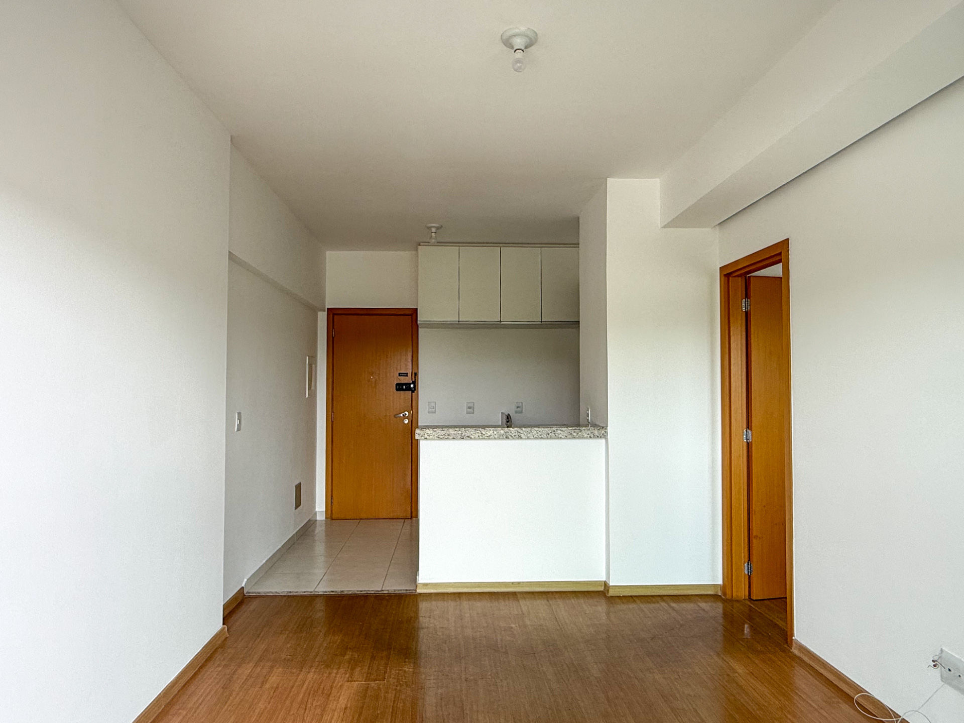 Apartamento em São Mateus, suíte espaçosa, vista livre, foto 1