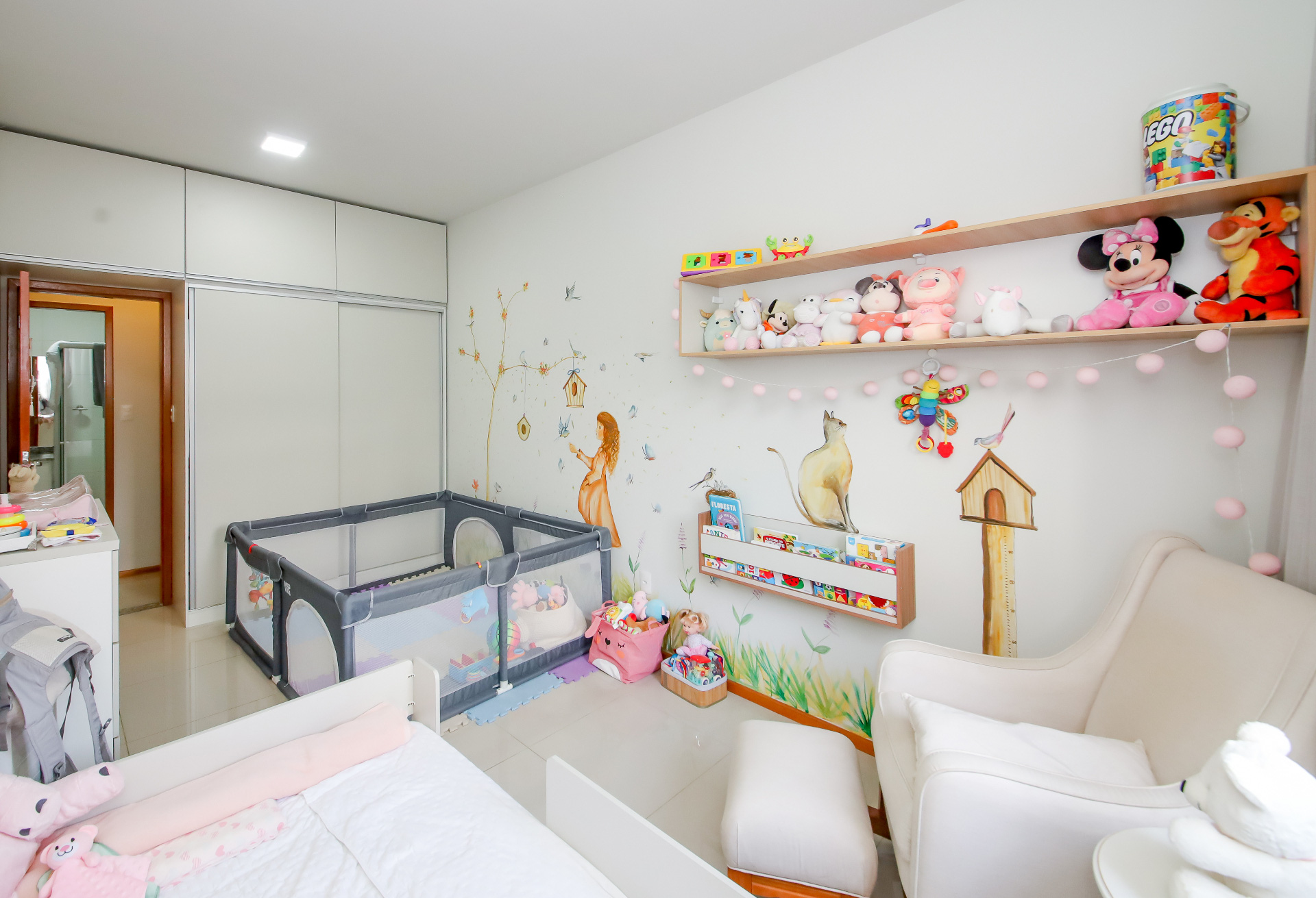 Apartamento com cômodos amplos e localização prática para venda, foto 14