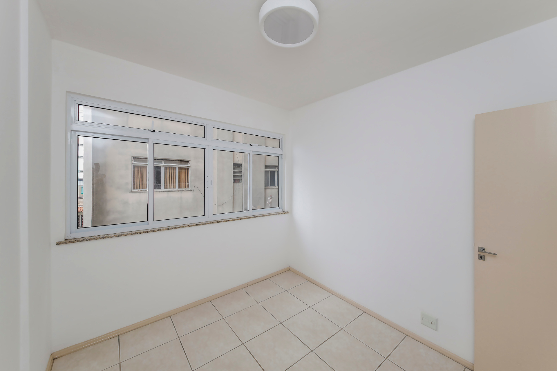 Apartamento reformado e em rua plana no Centro para venda, foto 3