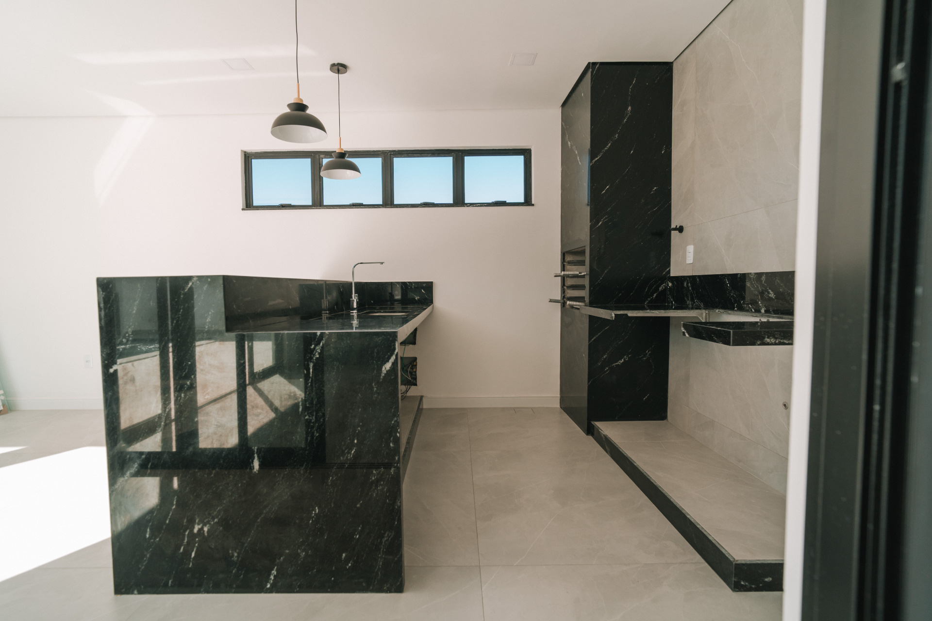 Casa moderna com 4 suítes e piscina com vista para venda, foto 8