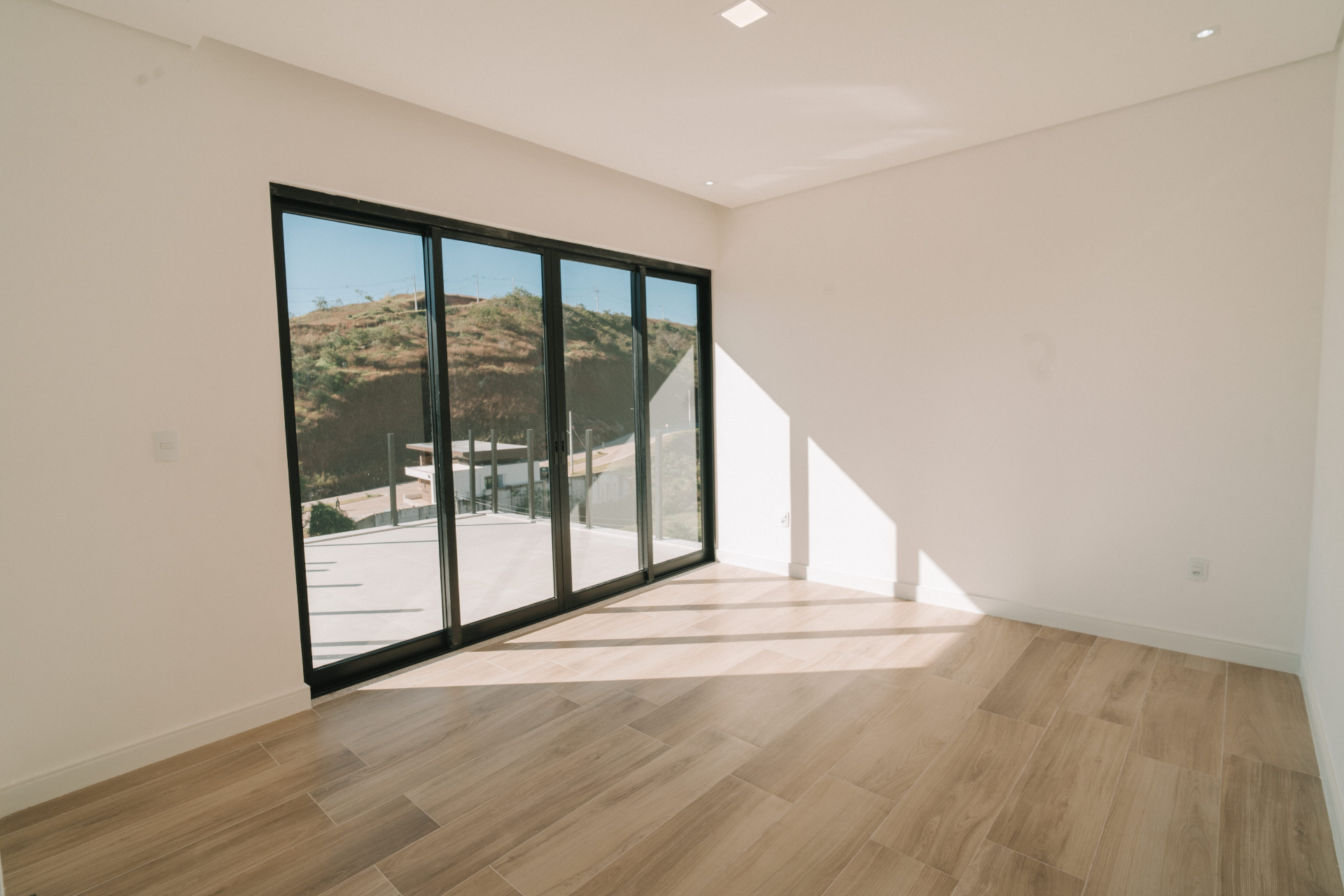 Casa moderna com 4 suítes e piscina com vista para venda, foto 10