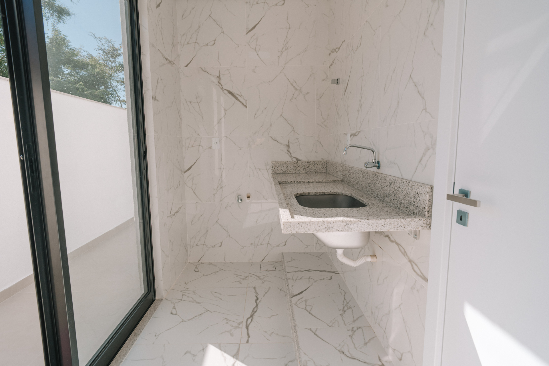 Casa moderna com 4 suítes e piscina com vista para venda, foto 9