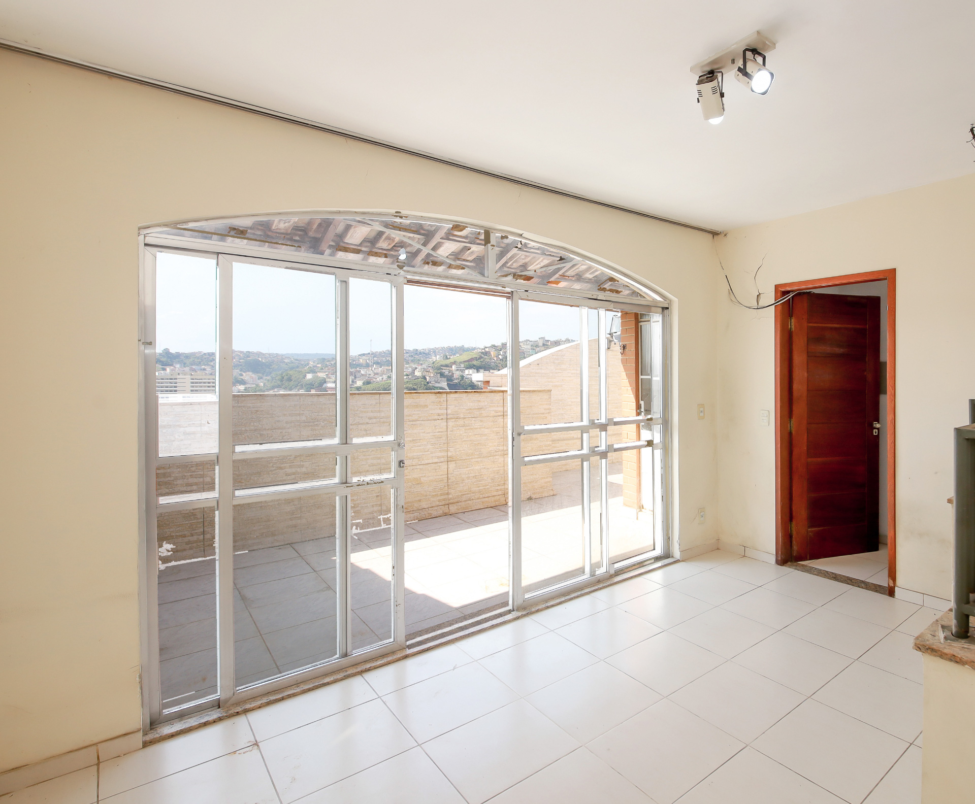 Cobertura ampla com 3 suítes e vista para a cidade para venda, foto 23